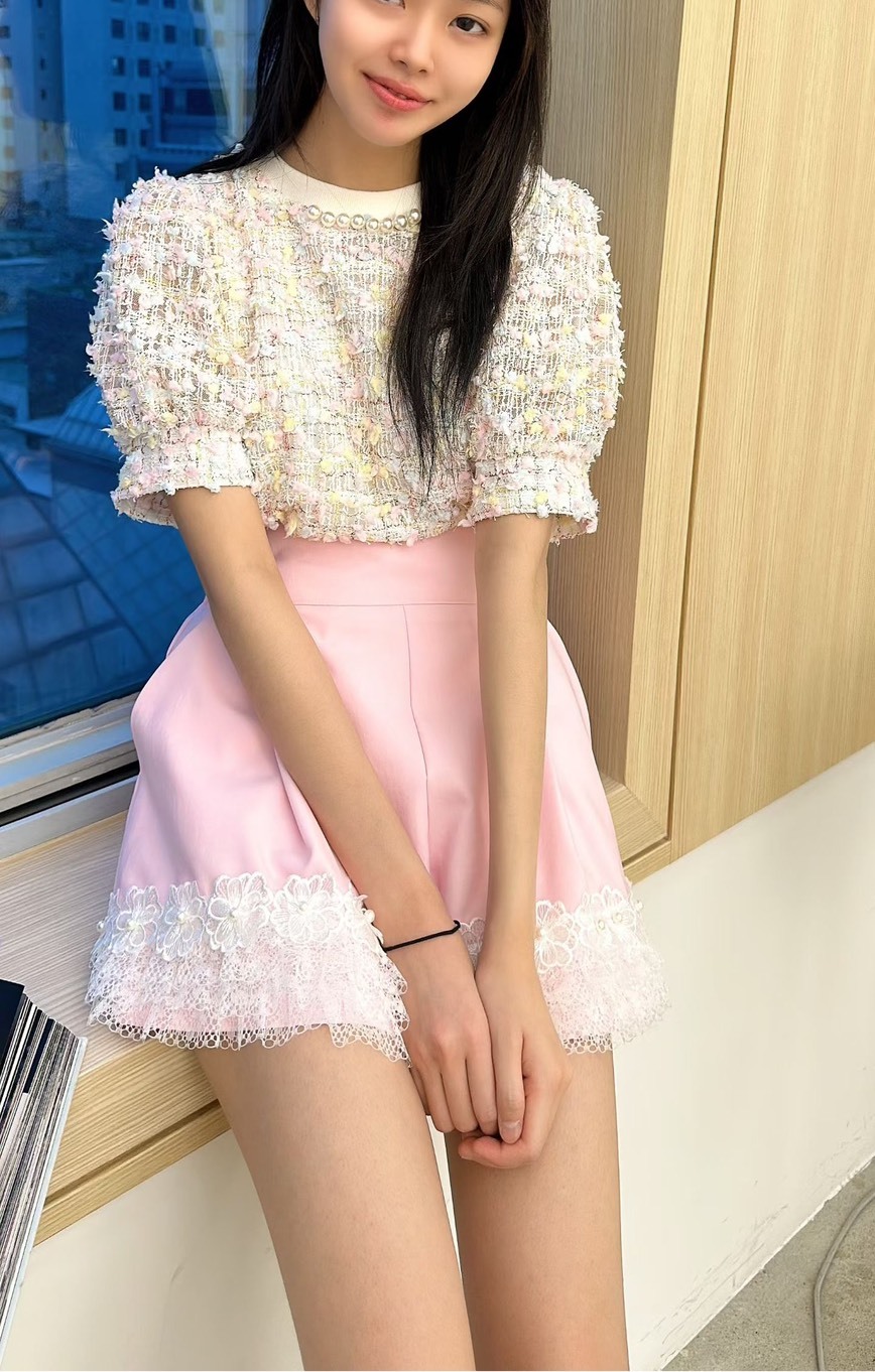 彩色鬚鬚珍珠領上衣
