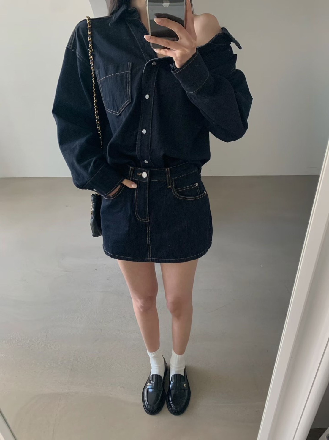 深藍單露肩牛仔襯衫  短褲裙(分售)