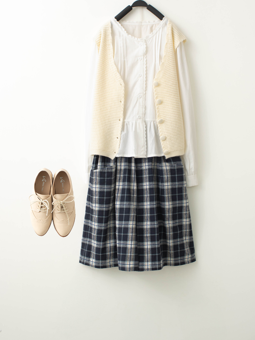 針織背心壓褶蕾絲腰上衣格紋六分寬褲組合