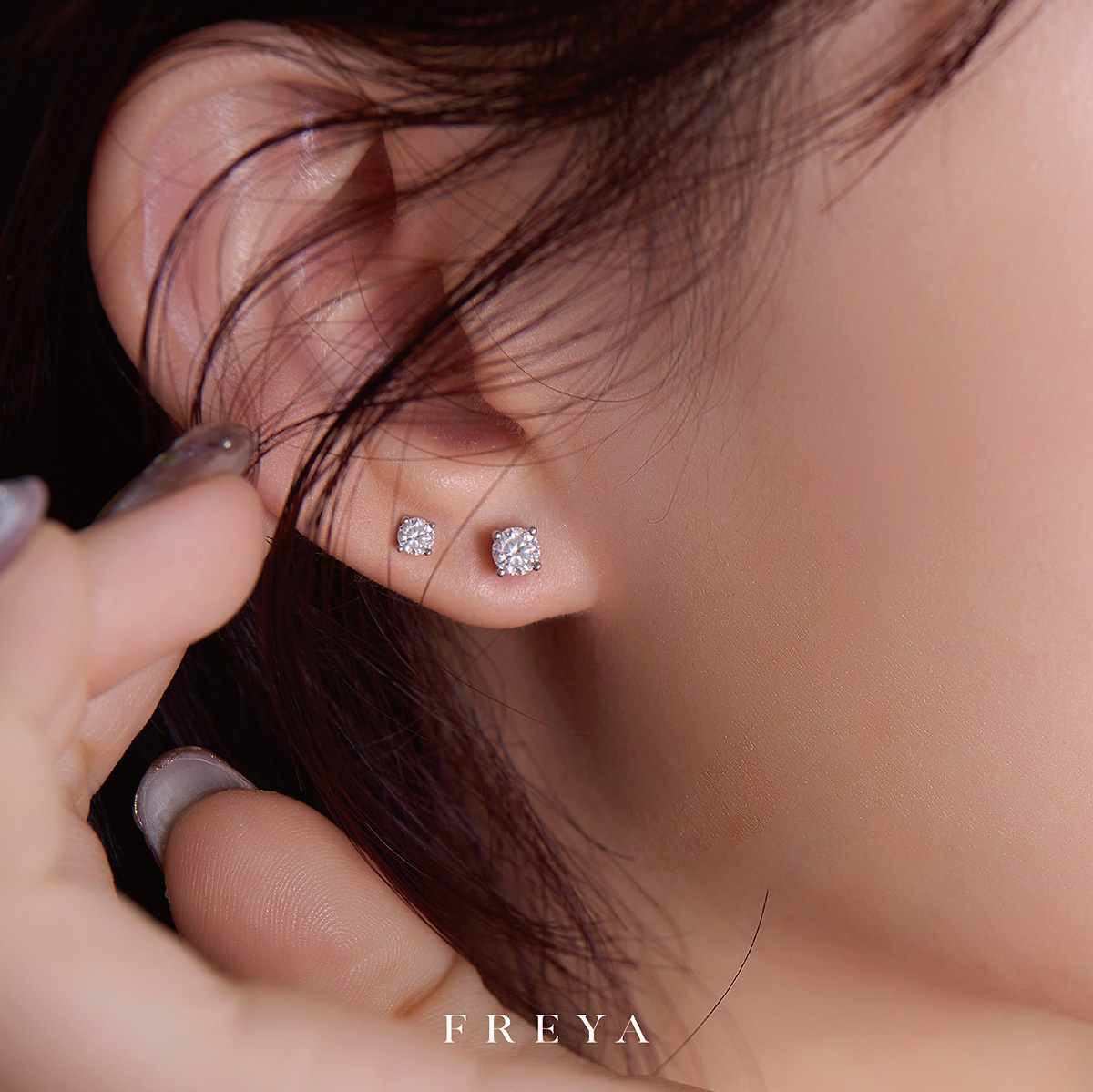 FREYA 一克拉單鑽耳釘