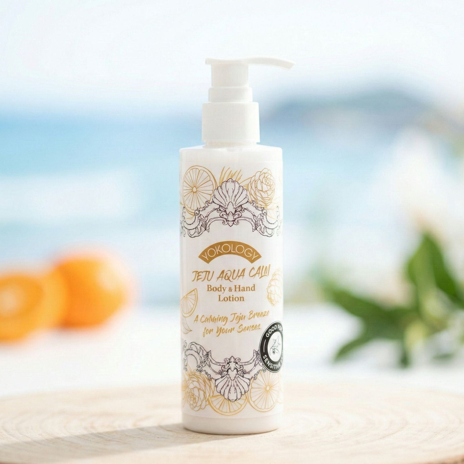 【200ml】YOKOLOGY ‘JEJU AQUA CALM’ 濟州果香超水感屏障修護乳 「二合一身手乳」［濕敏肌適用］｜GMP大廠生產（身體及手部敏感肌適用）