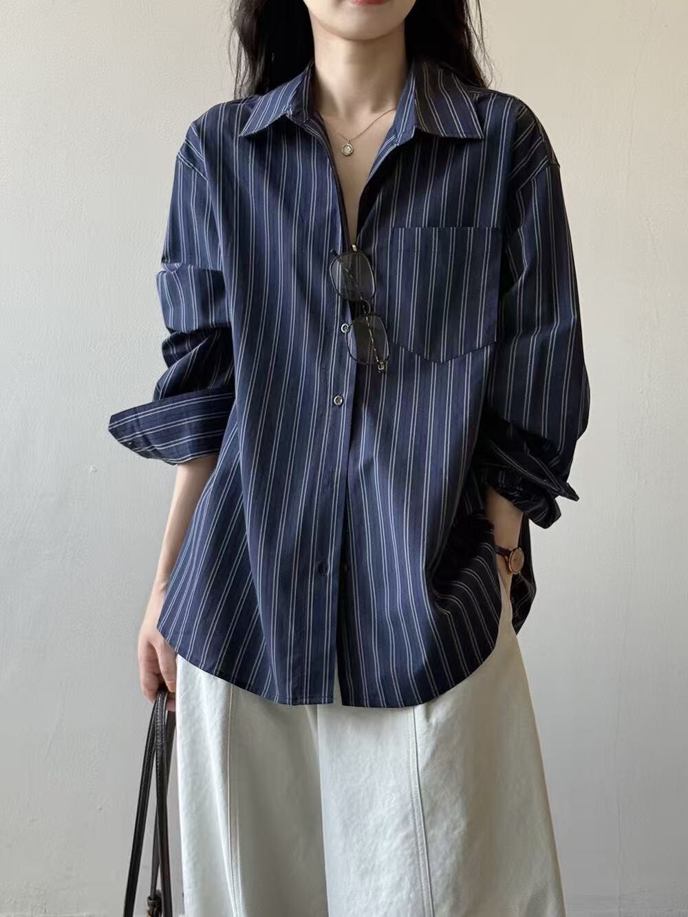 8513-法式棉麻細條紋落肩襯衫