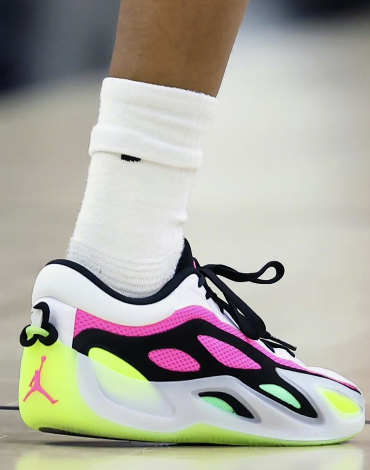 女鞋 NIKE W JORDAN HEIR SERIES 2 白色 包覆 支撐 緩震 可拆式髮帶 籃球鞋【HV4419-101】