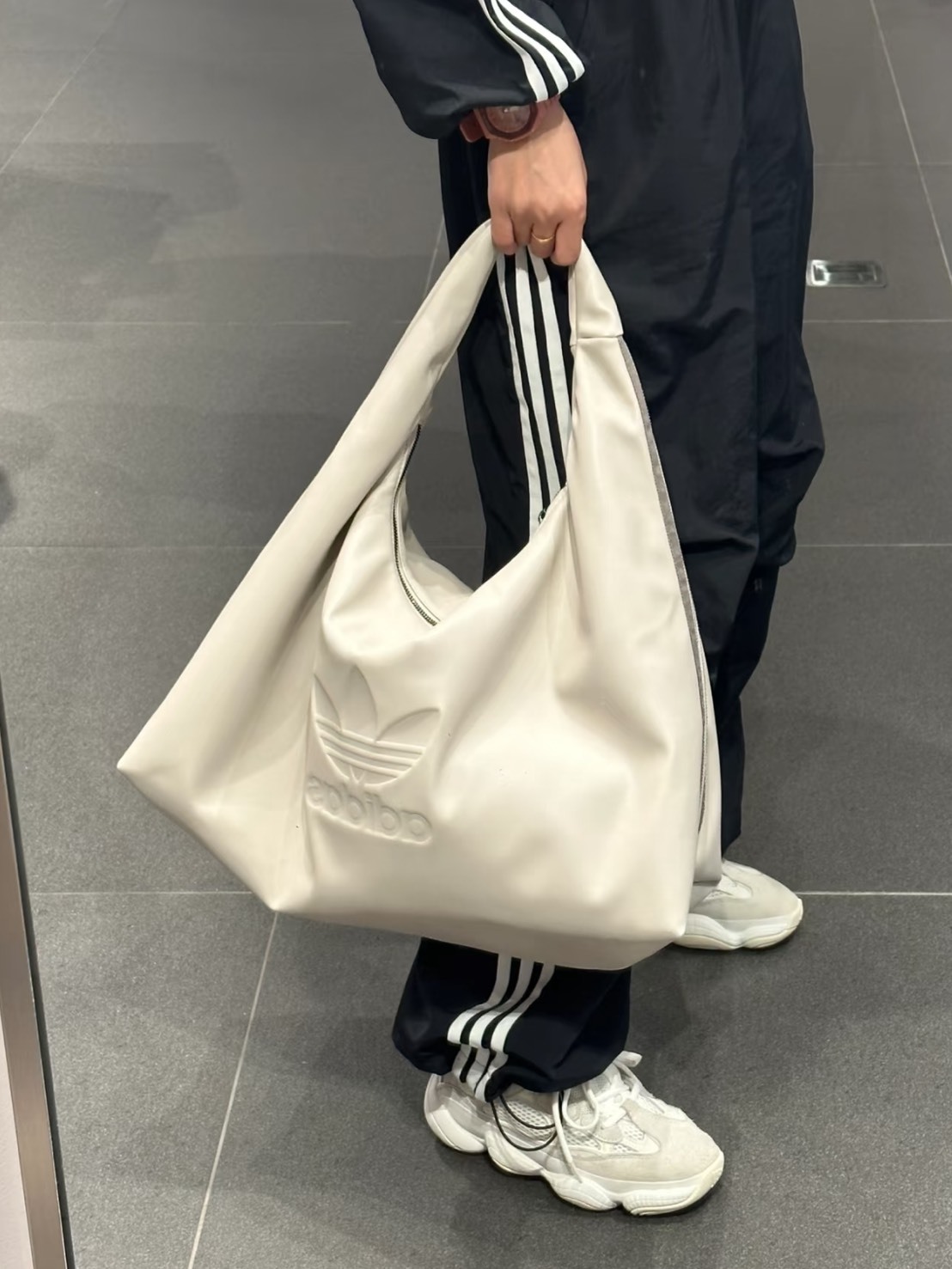 ADIDAS ORIGINALS 皮革黑 大容量 雲朵包 皮革黑 皮革白 二色