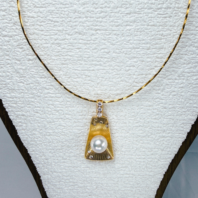 日本Akoya 珍珠配上鋯石925純銀吊墜項鏈