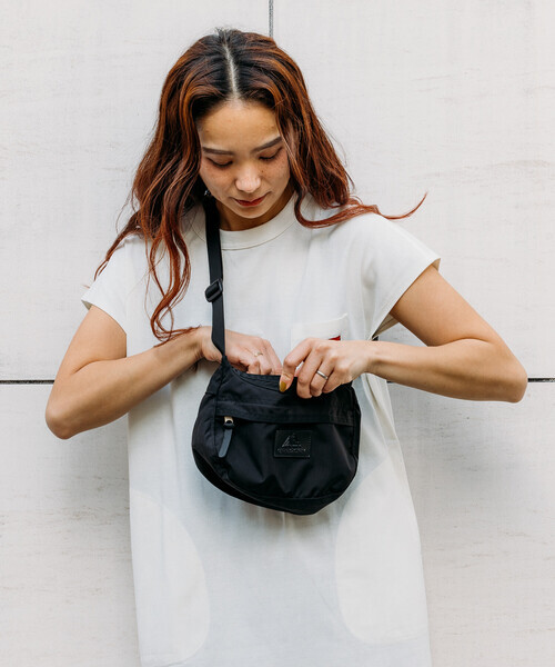 [預購]GREGORY × FREAK'S STORE 別注 TEENY SATCHEL 皮革標章斜背包