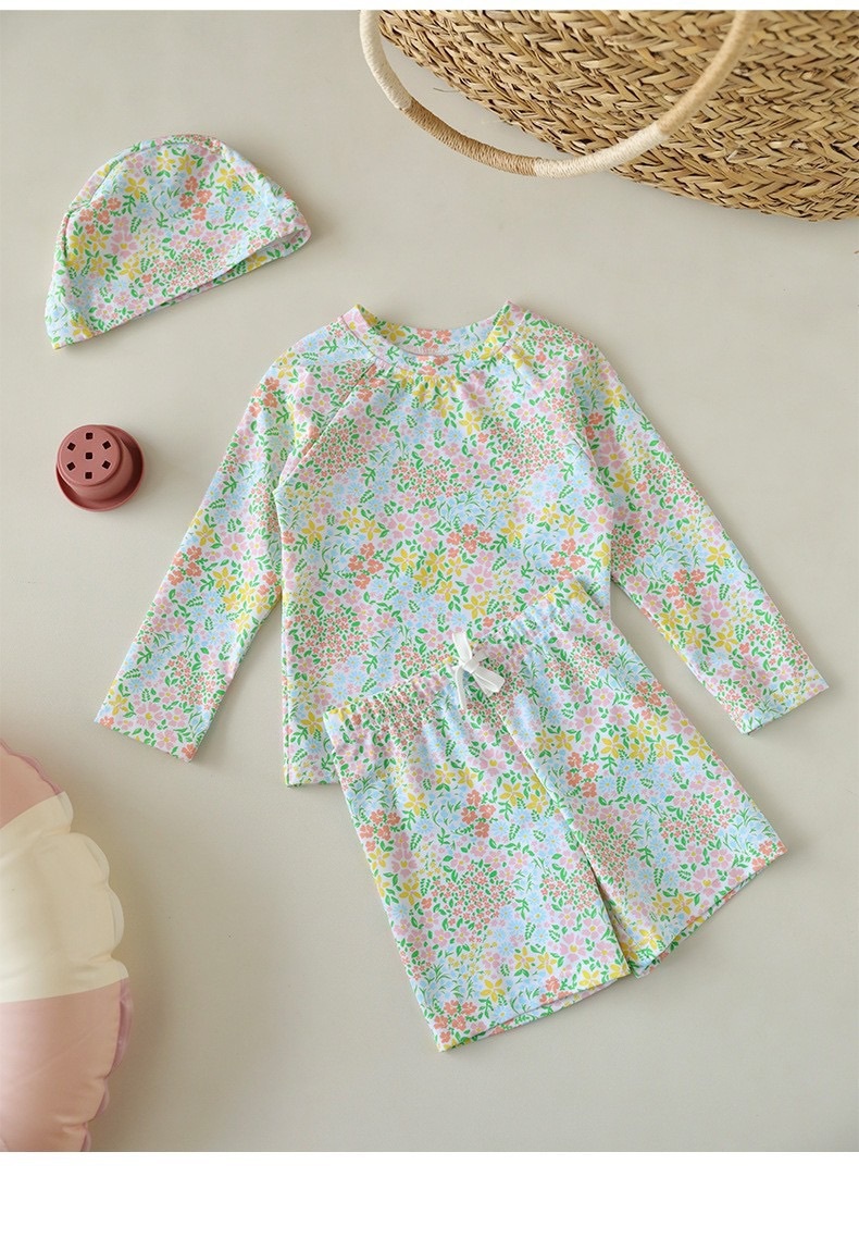 三色滿版童趣防曬兩件式泳衣