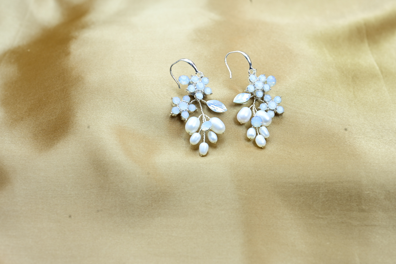 歐洲設計澳寶天然寶石配上淡水珍珠耳環