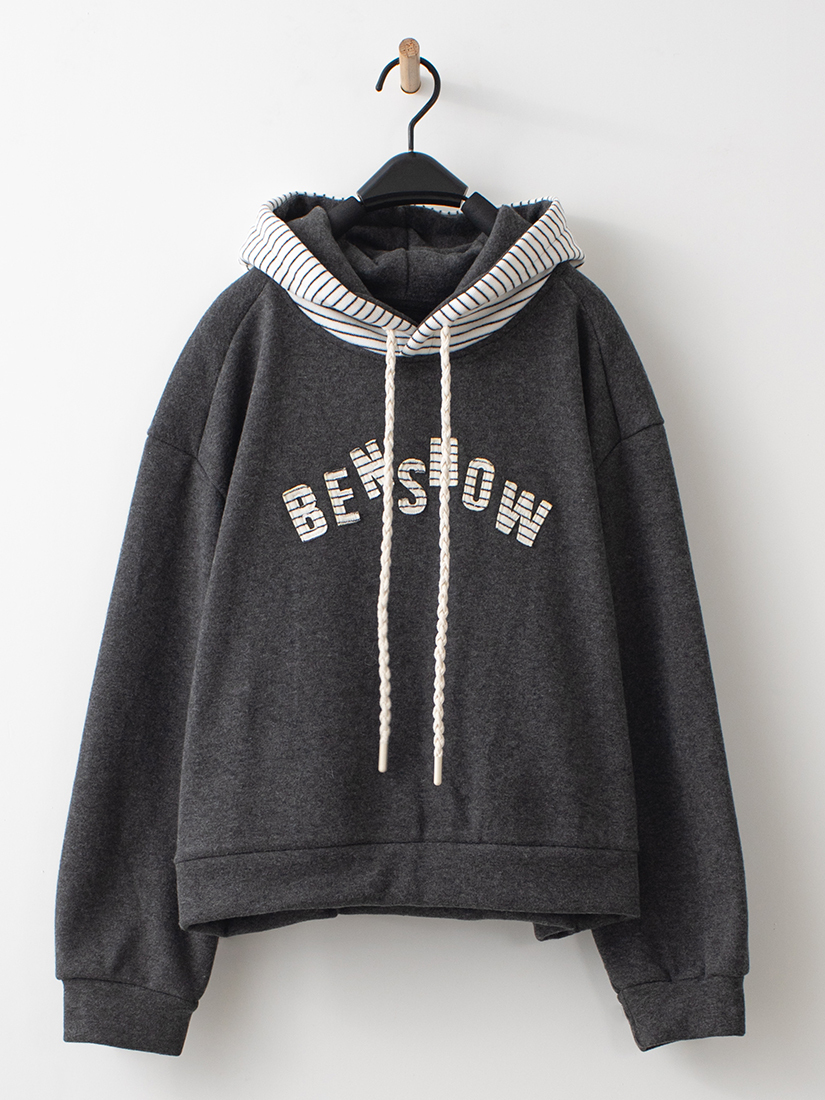 內絨毛條紋連帽上衣後開衩條絨直筒長裙