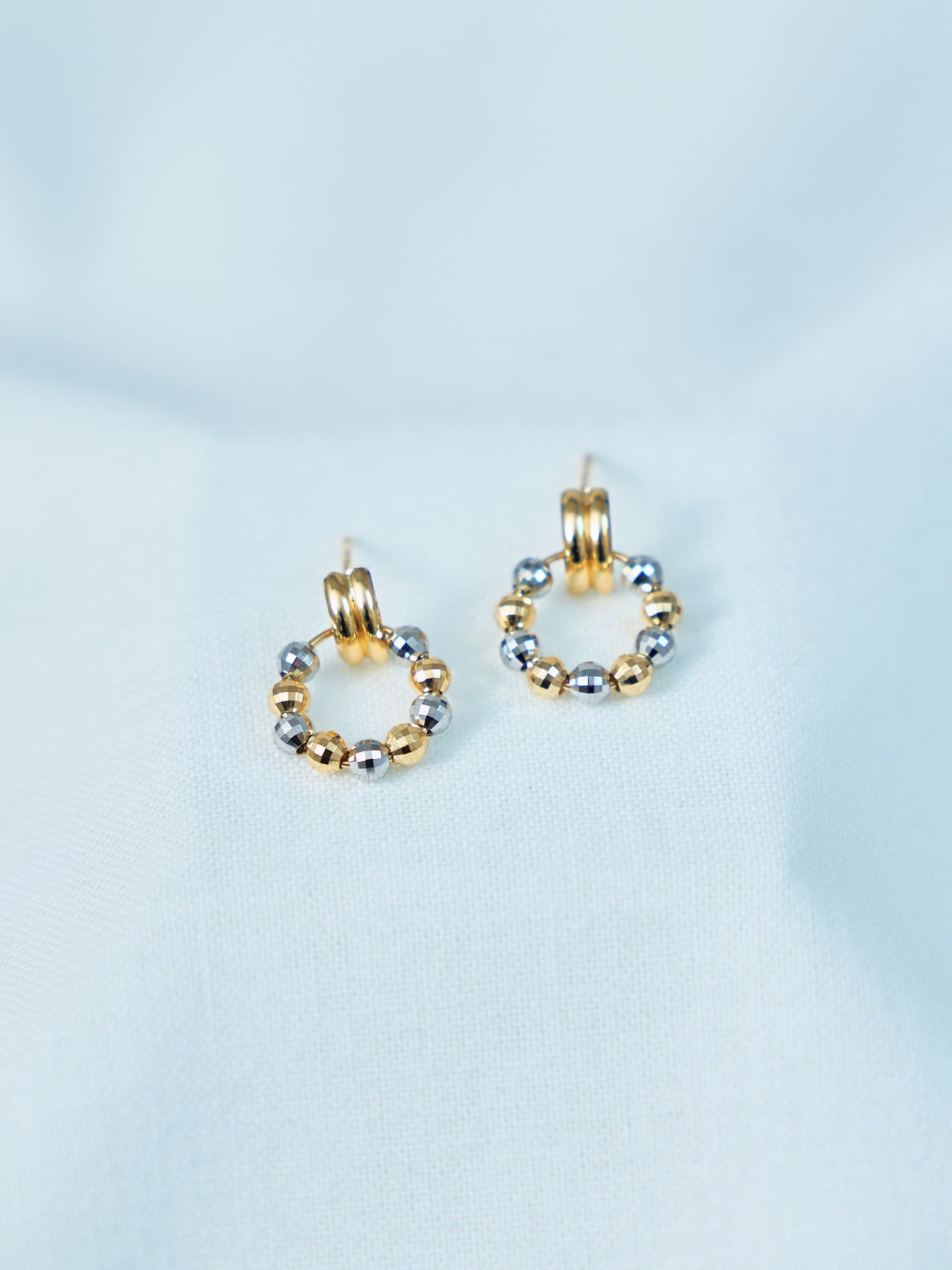 koro｜雙色緞帶圓珠耳環