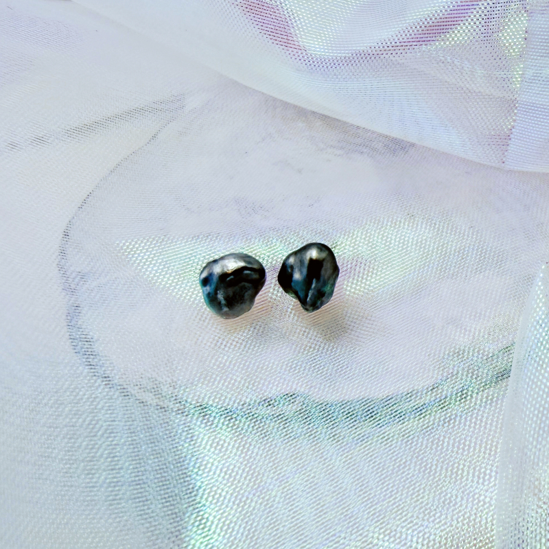 日本Akoya黑蝶KESHI耳釘