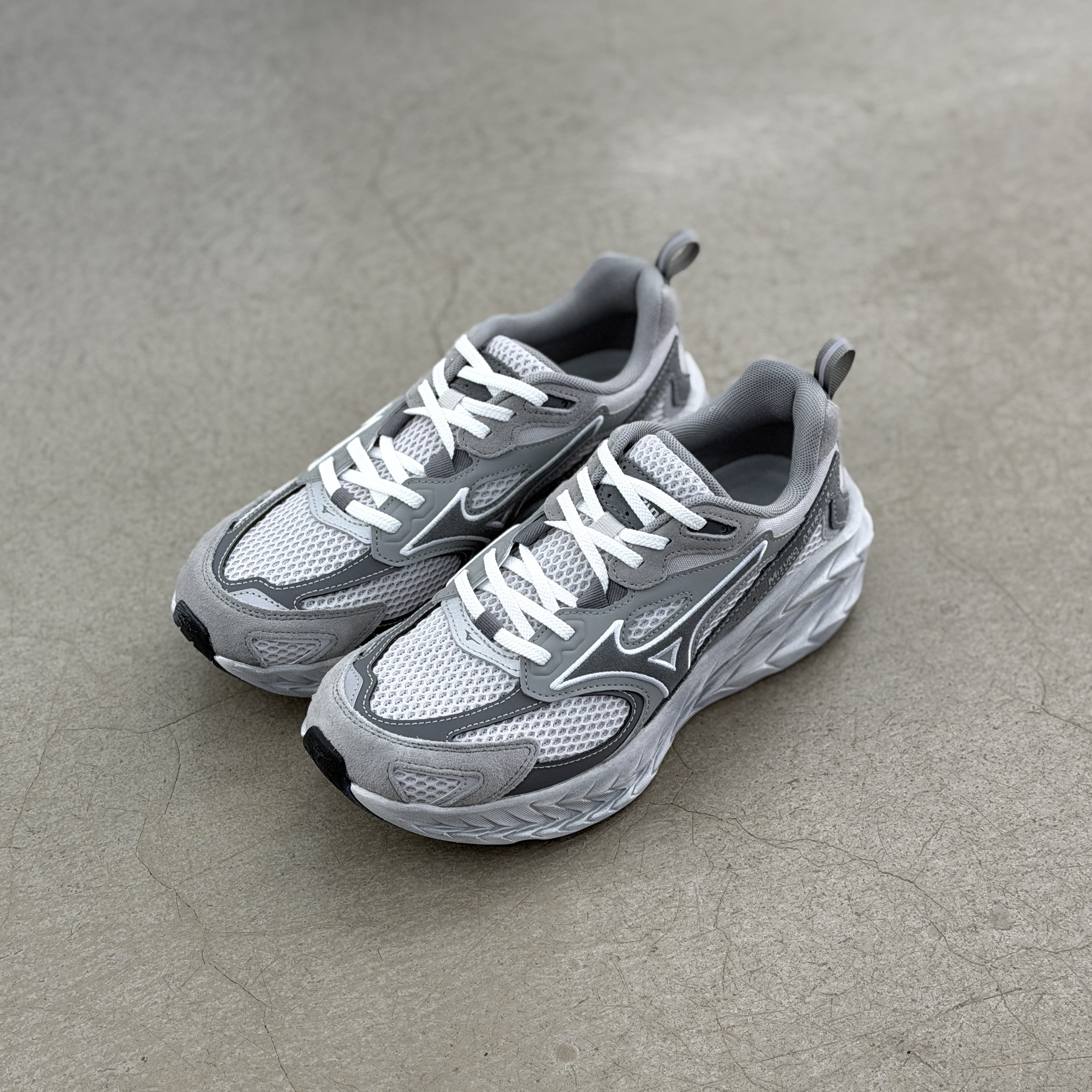 Mizuno Astro LS Cloud Grey l D1GH252106