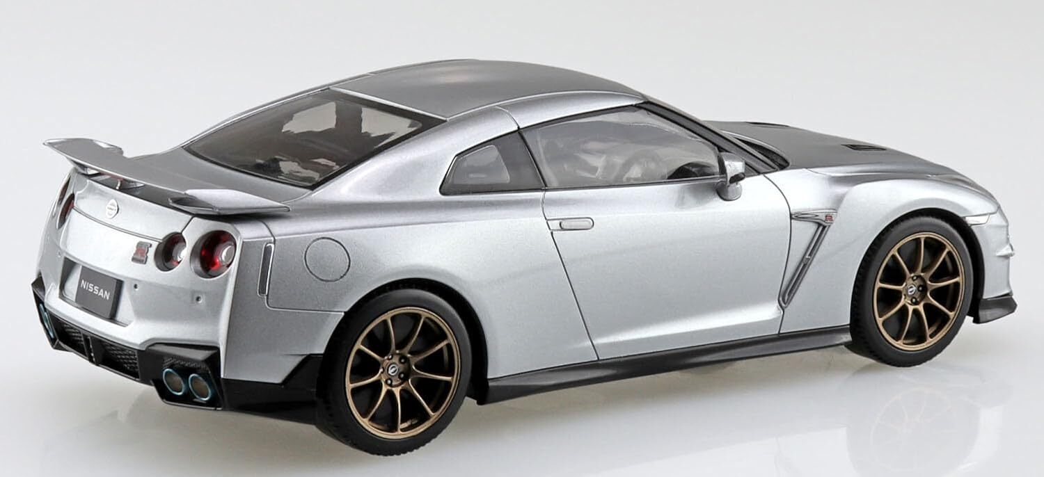 AOSHIMA 塑膠模型套件 簡易拼裝套件 日產 GT-R 2024 金屬銀 03-UM 比例 1/32
