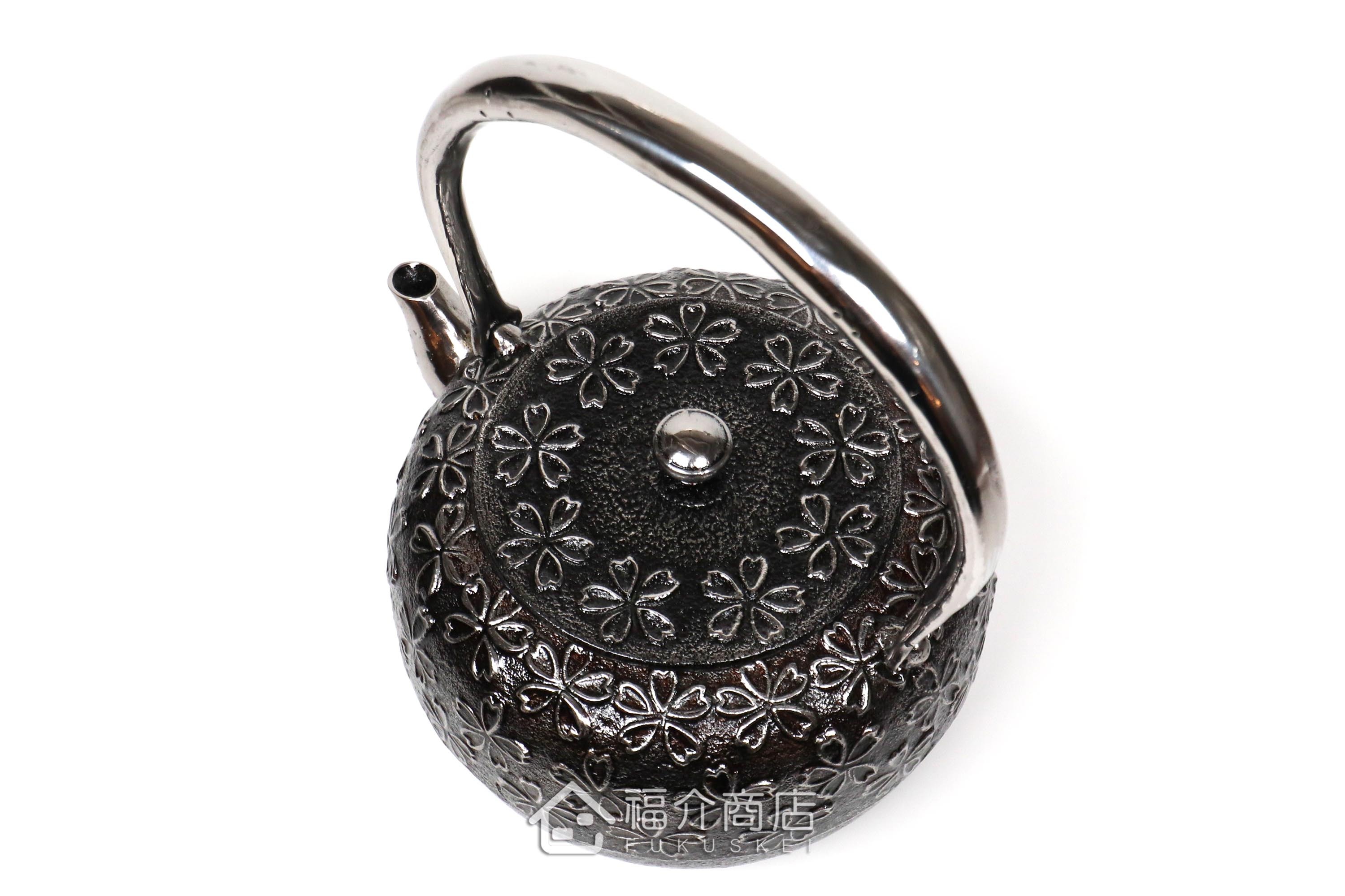 煮水泡茶用的廣口丸型櫻花造型砂鐵壺