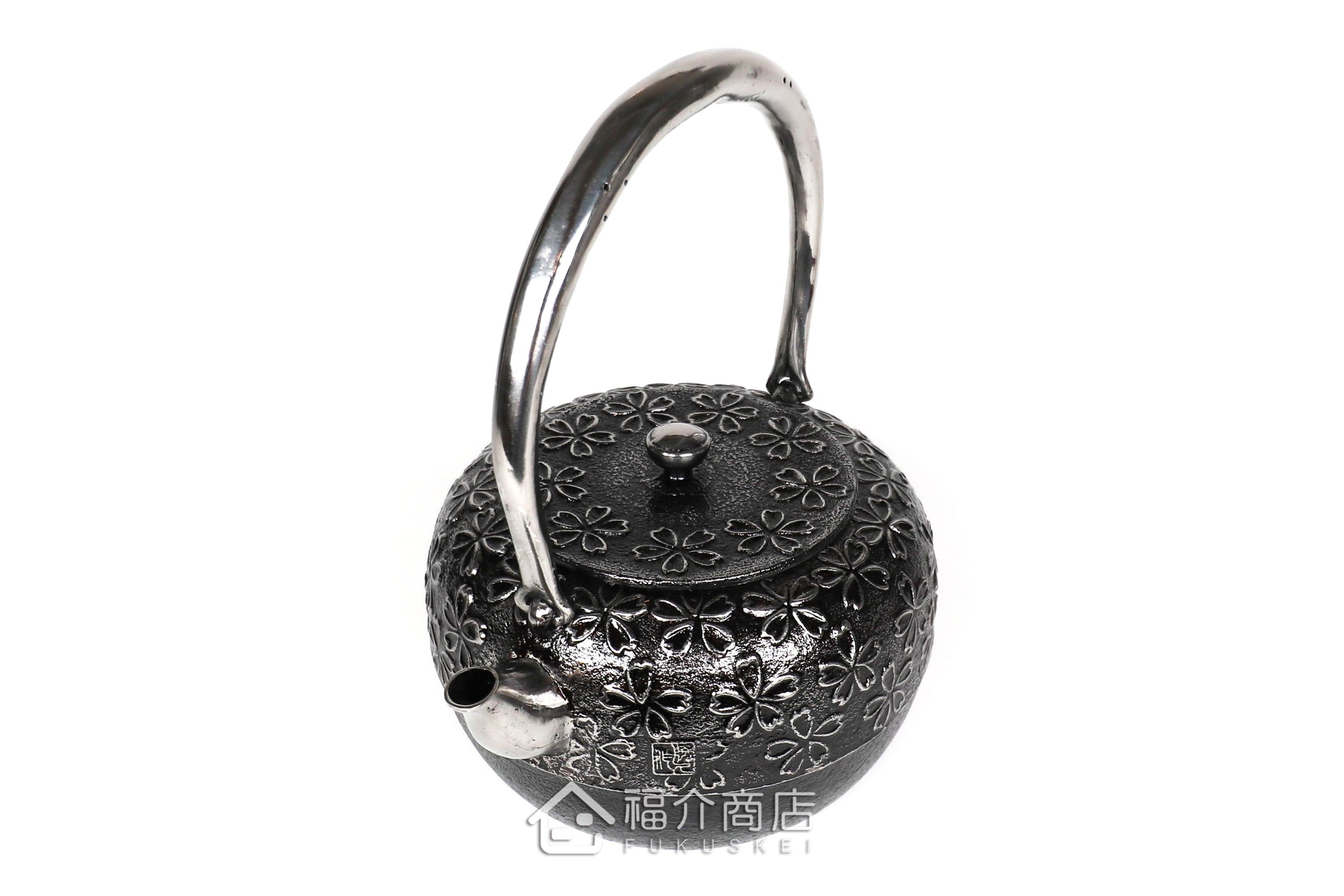 煮水泡茶用的廣口丸型櫻花造型砂鐵壺