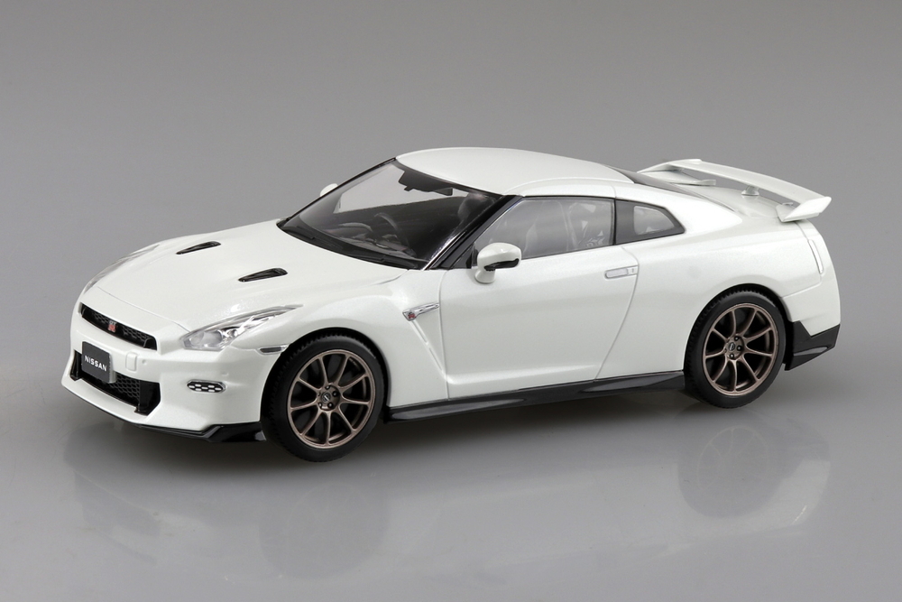AOSHIMA 塑膠模型套件 簡易拼裝套件 日產 GT-R 2024 亮白珍珠色 03-BW 比例 1/32