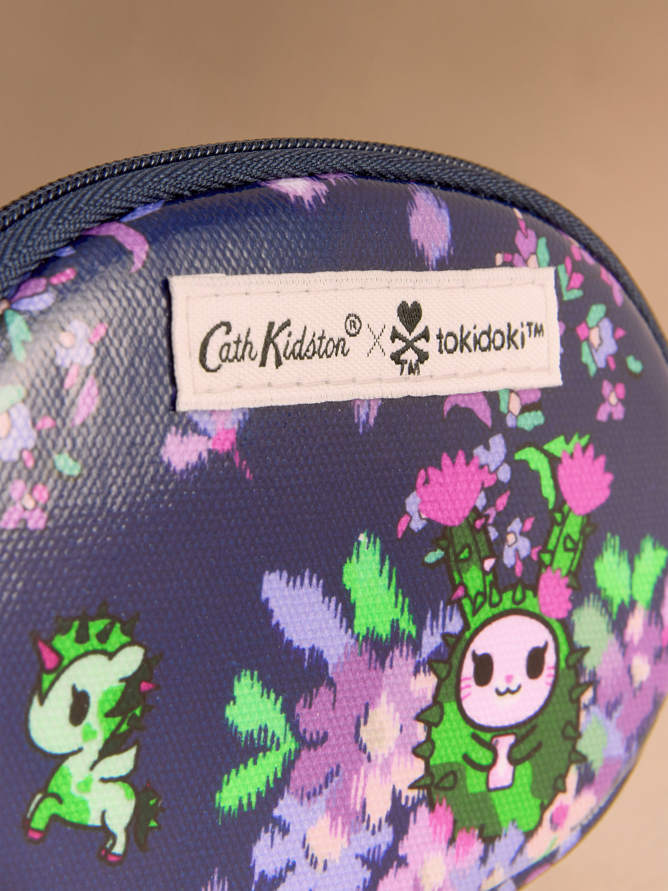 tokidoki Cactus Wiggle 蛋形拉鍊零錢包