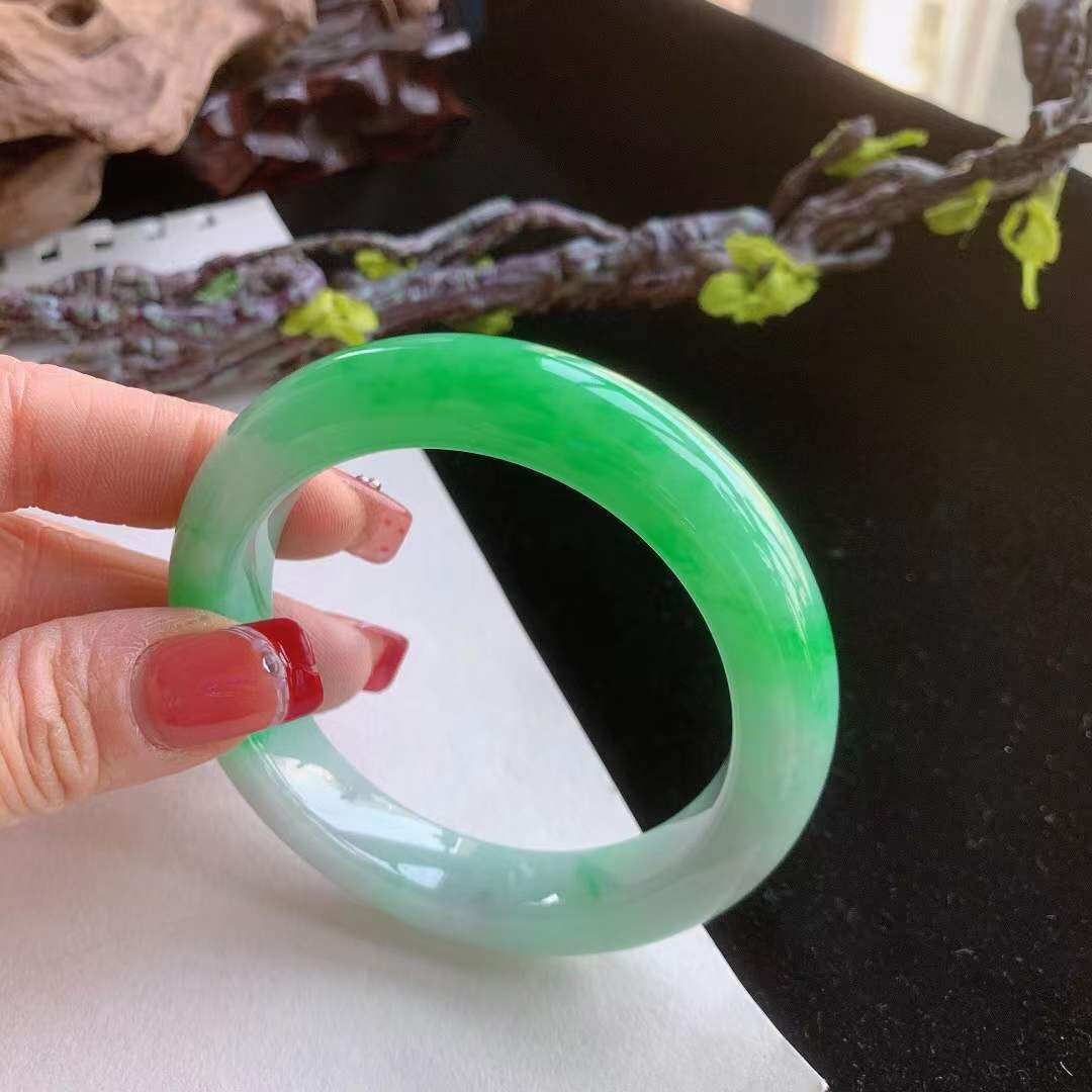 292637 57.7mm翡翠冰糯飄陽綠手鐲 (56-58)