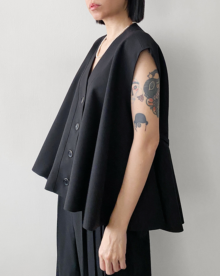 MKV-2875 傘狀繫帶背心 ʙʟᴀᴄᴋ