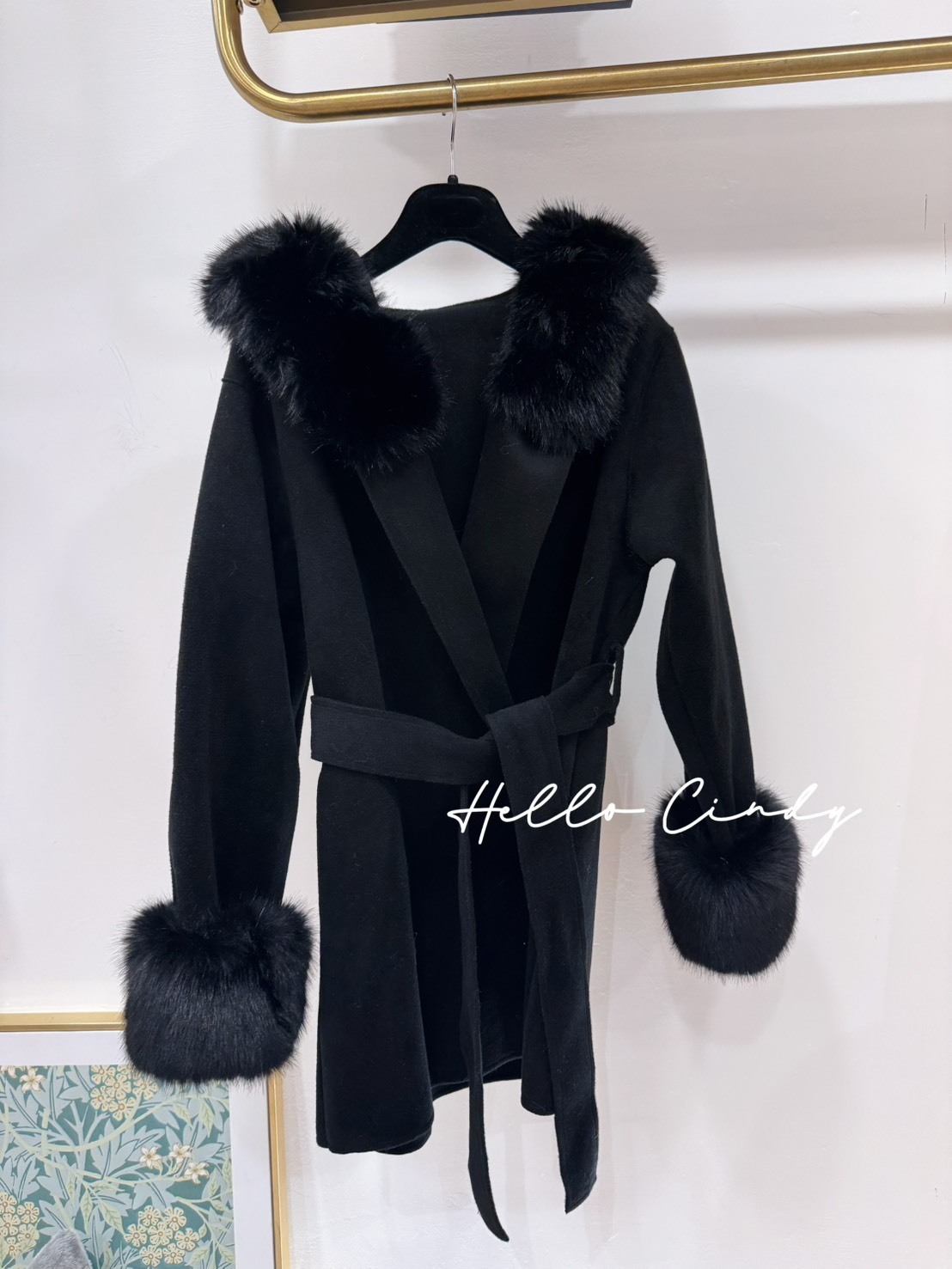 法式奢華感手袖毛毛連帽綁帶大衣