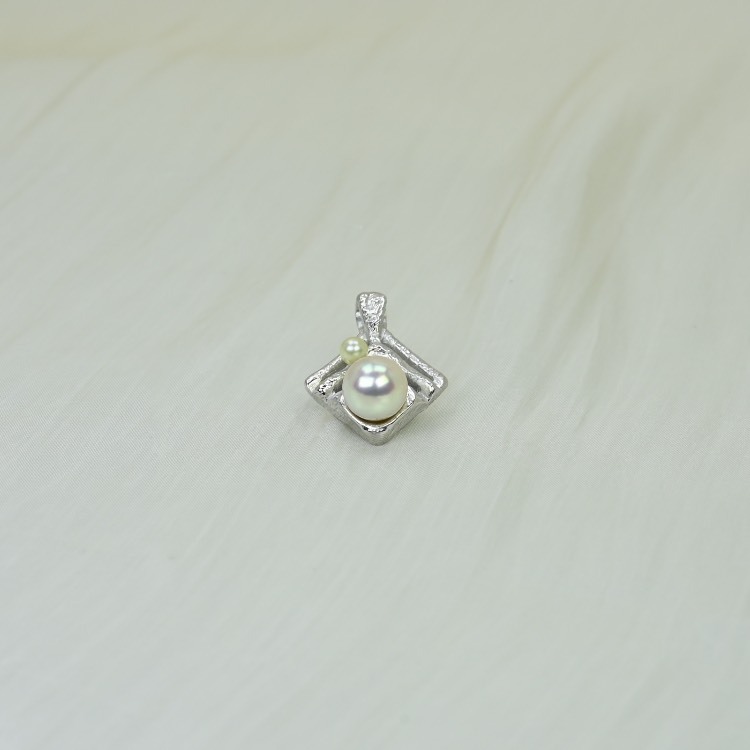 日本Akoya珍珠純銀手工製作菱形吊墜