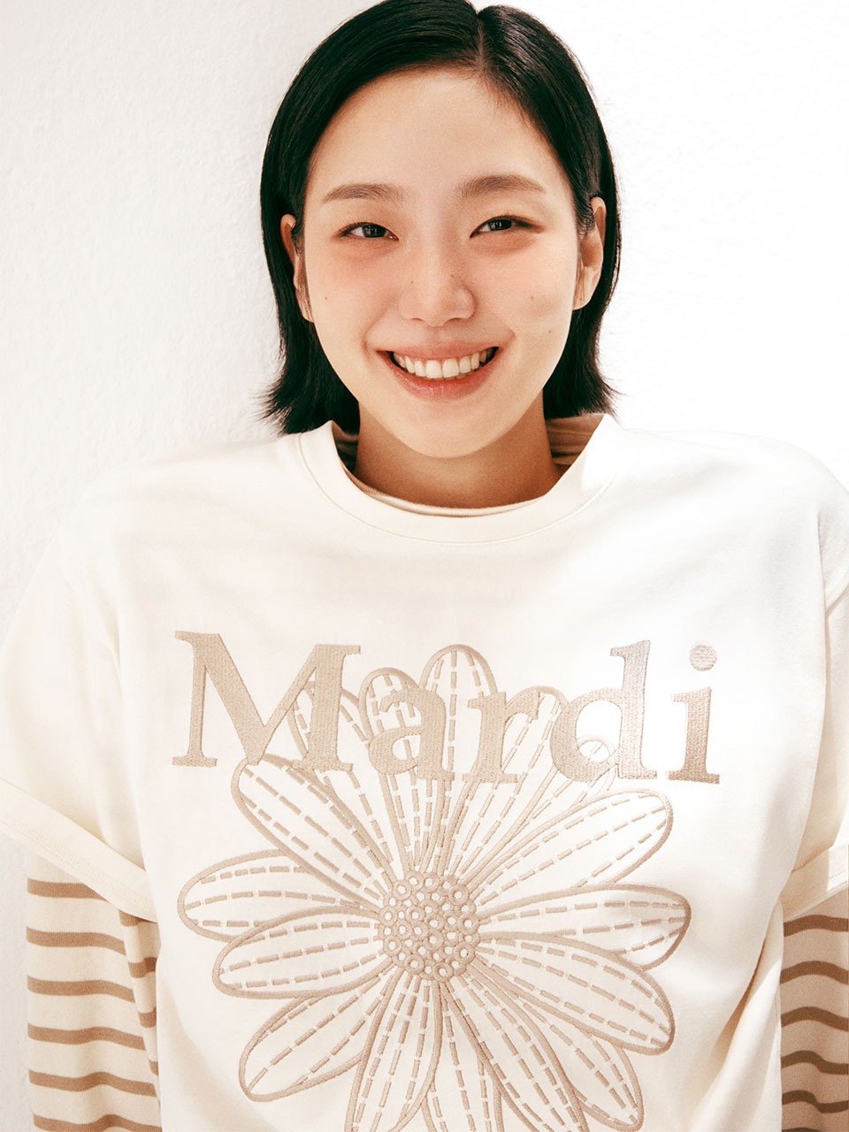 Mardi Mercredi TSHIRT FLOWERMARDI NEEDLEWORK