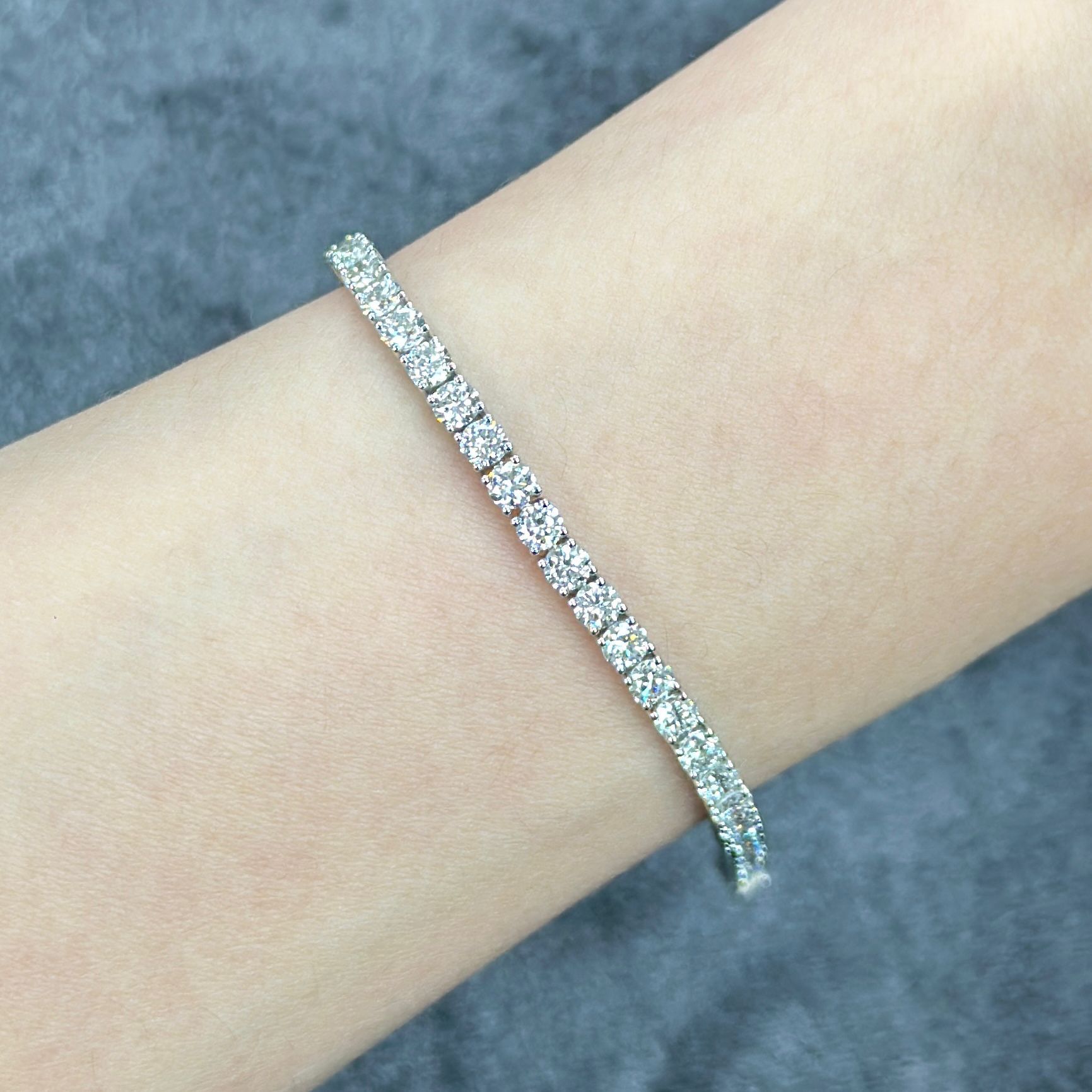 VX343 B1662 9K white gold Lab Diamond Tennis Bracelets 6.3 inch (2.9mm ~0.10ct per pc) (~5.6g 9K gold, 54pcs - 5.30ct D-F colour VS+) lock: 八字扣
