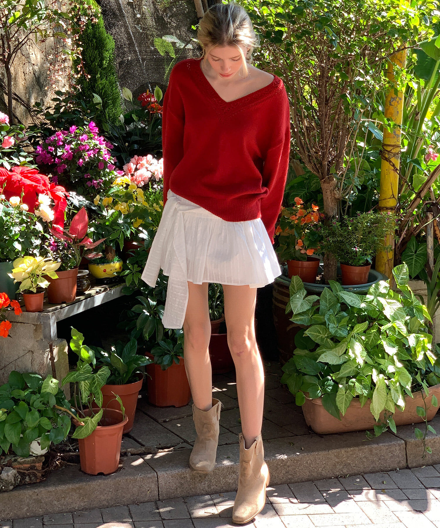 LETTER FROM MOON - Ribbon Tie Flare Mini Skirt *WHITE*