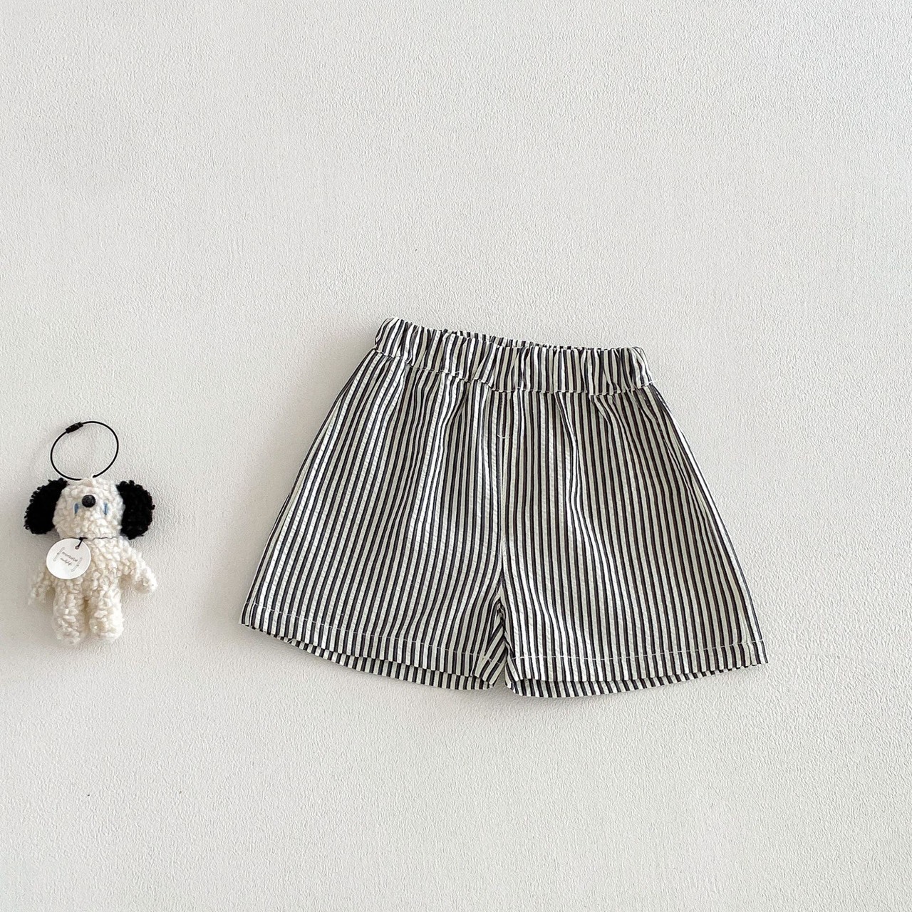 直條紋休閒短褲