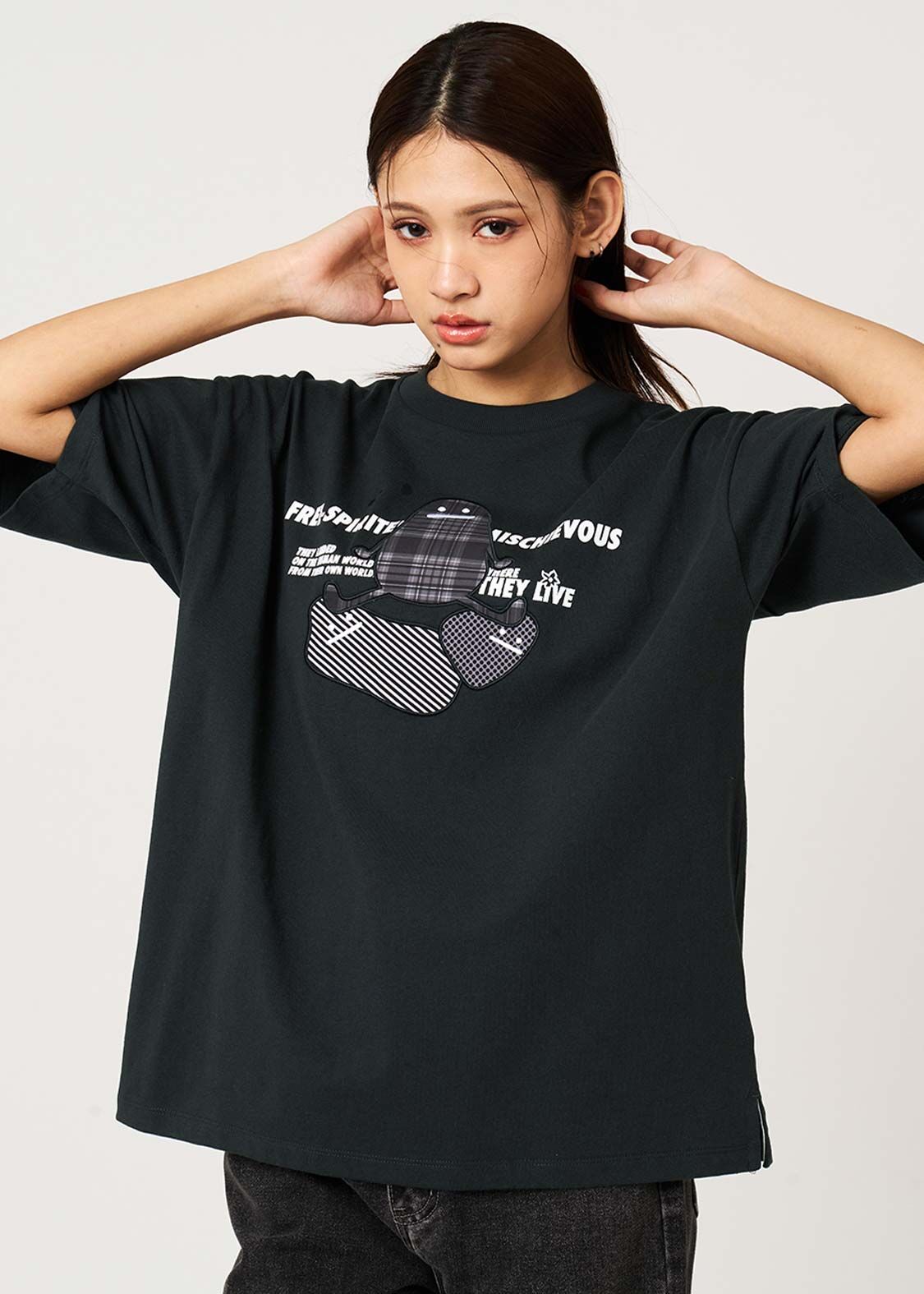 日本預訂 graniph GH Beautiful Shadow Playful Paint | Applique T-shirt