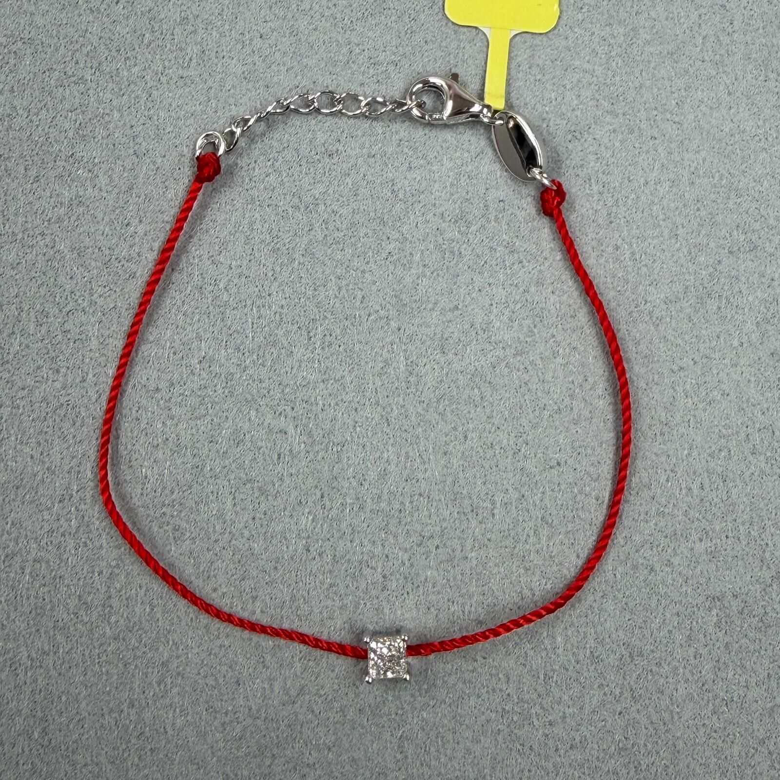 VX234 B10 B1881 (W) 銀925白金色 紅繩 公主方培育鑽石 約0.25ct (約3.5mm) 16+2cm