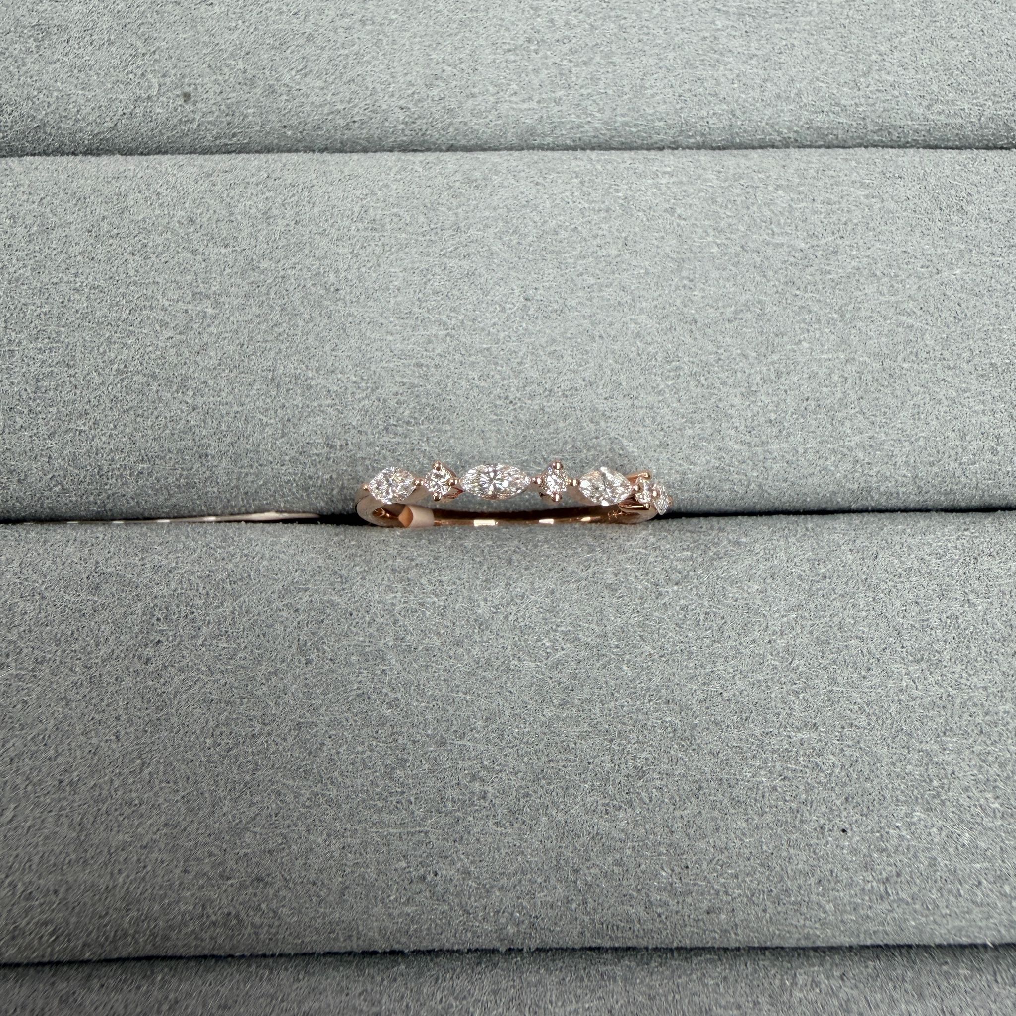 VX261 37B R6926 0.29ct Lab Diamond Band Ring in 9K Rose gold