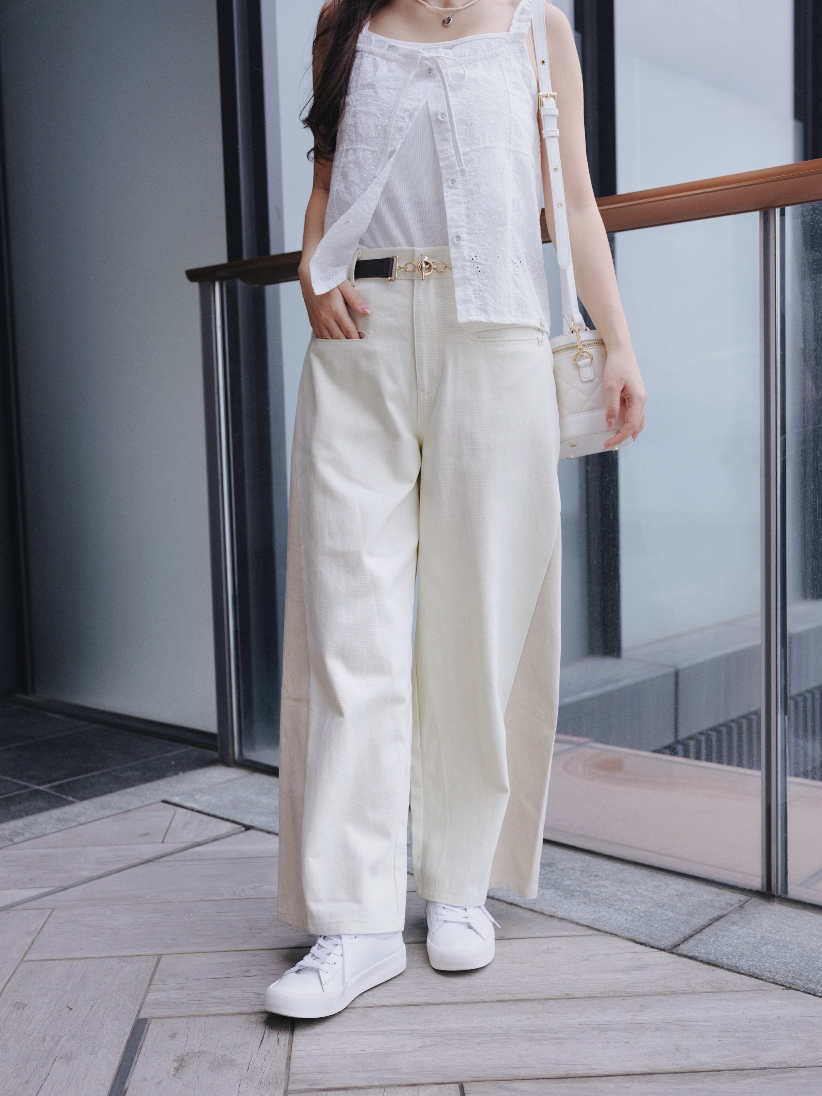 兩色 / 兩側三角拼接斜布闊褲 / Side Panelled Wide-Leg Twill Pants