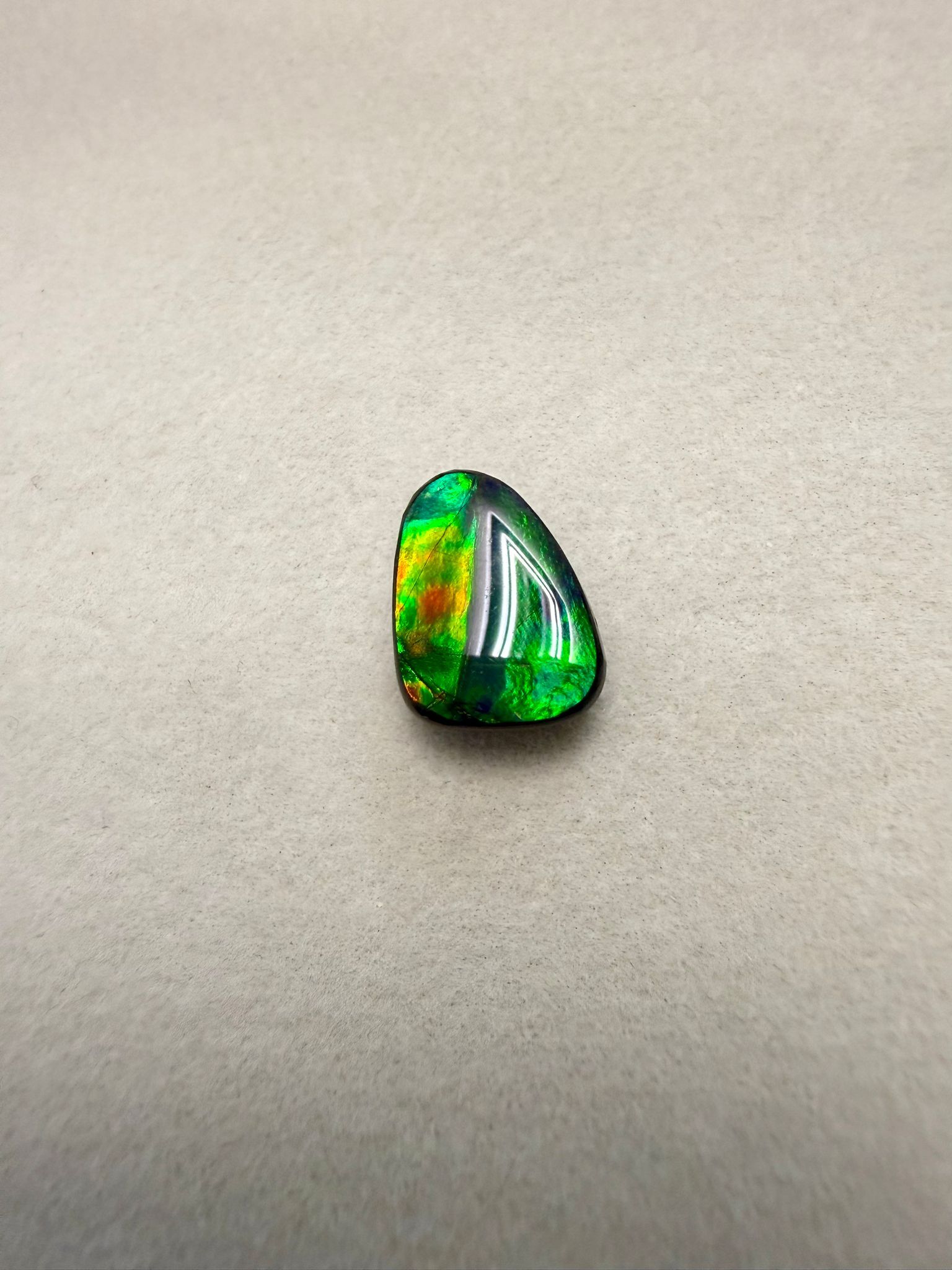 VX117 A82 斑彩裸石(需另外加購鑲工) 9x12mm