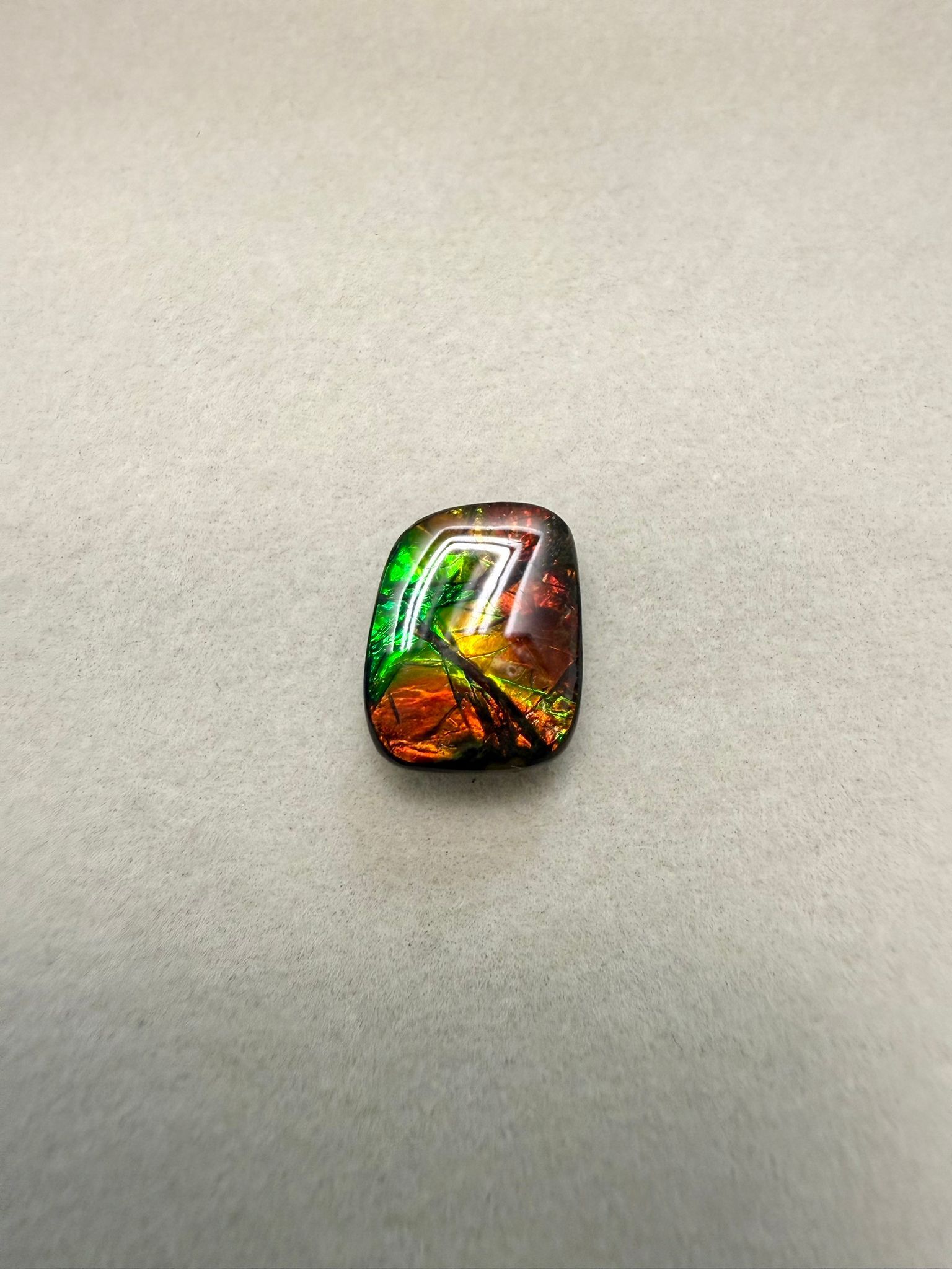 VX119 A84 斑彩裸石(需另外加購鑲工) 9x13mm