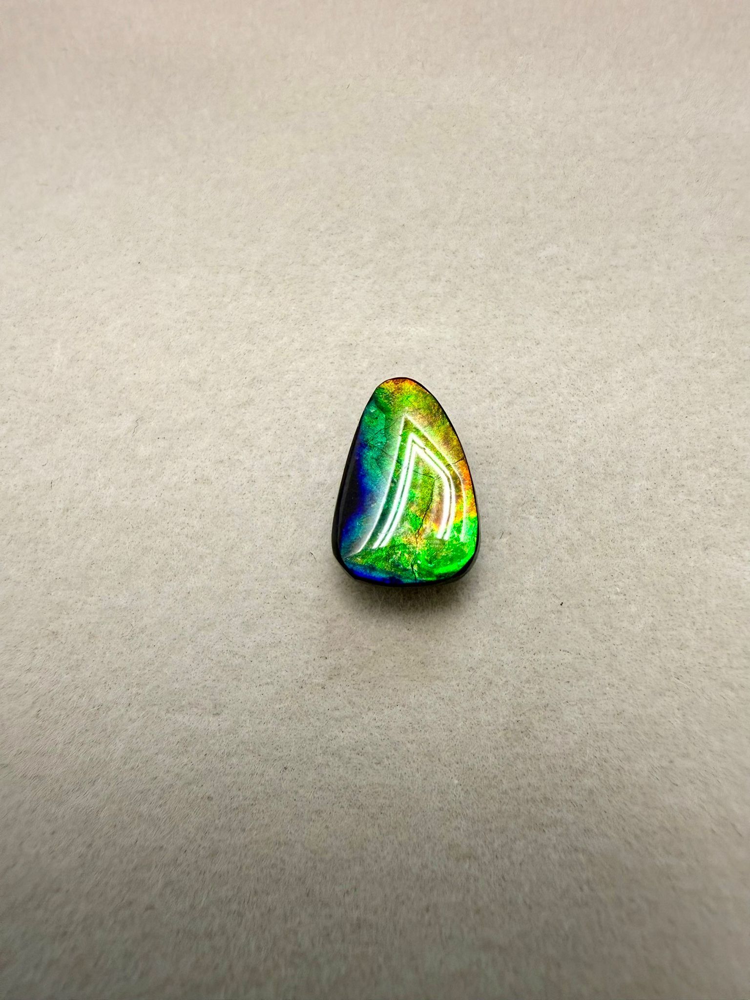 VX120 A85 斑彩裸石(需另外加購鑲工) 8x11mm