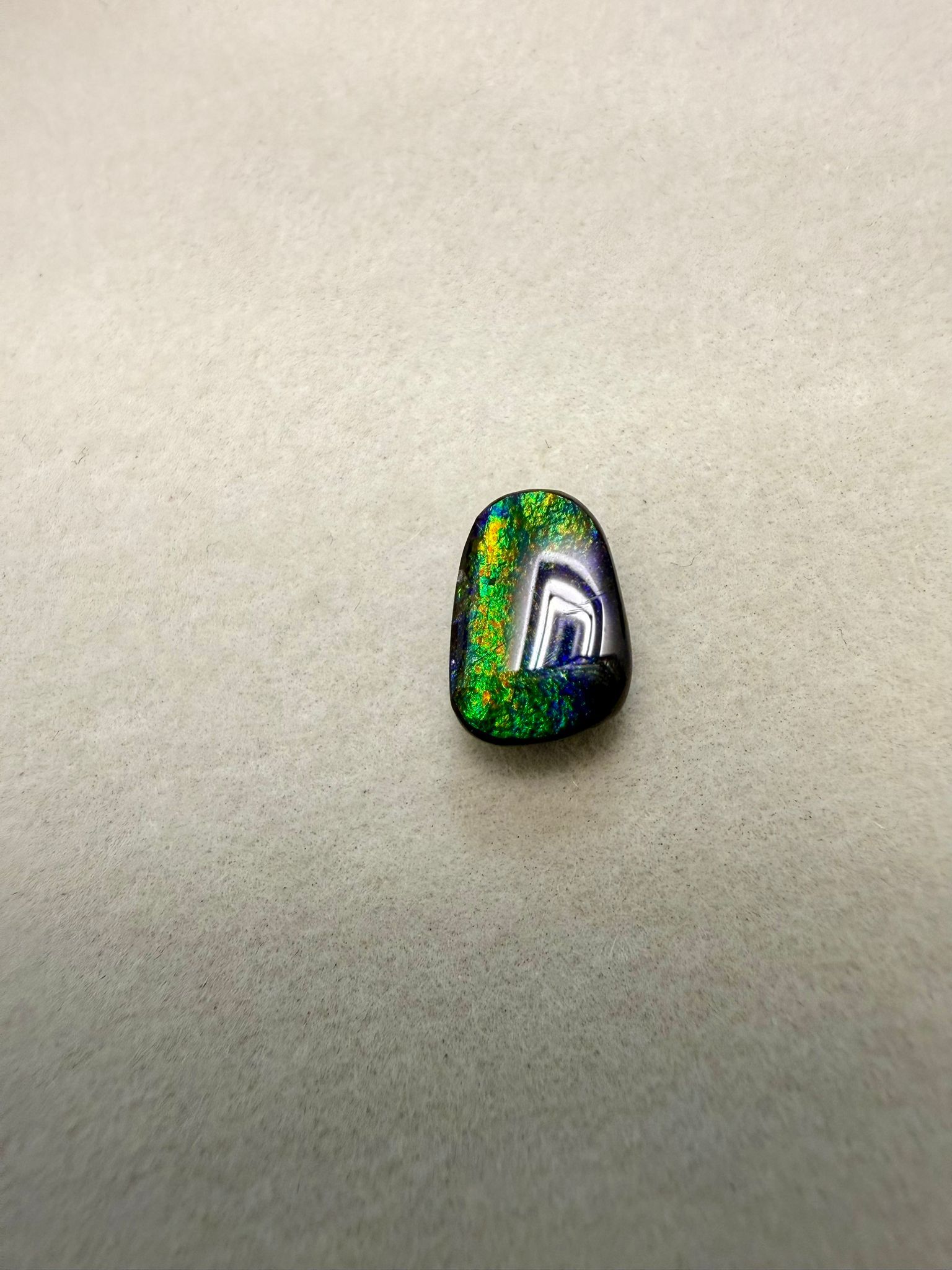 VX145 A110 斑彩裸石(需另外加購鑲工) 8x11mm