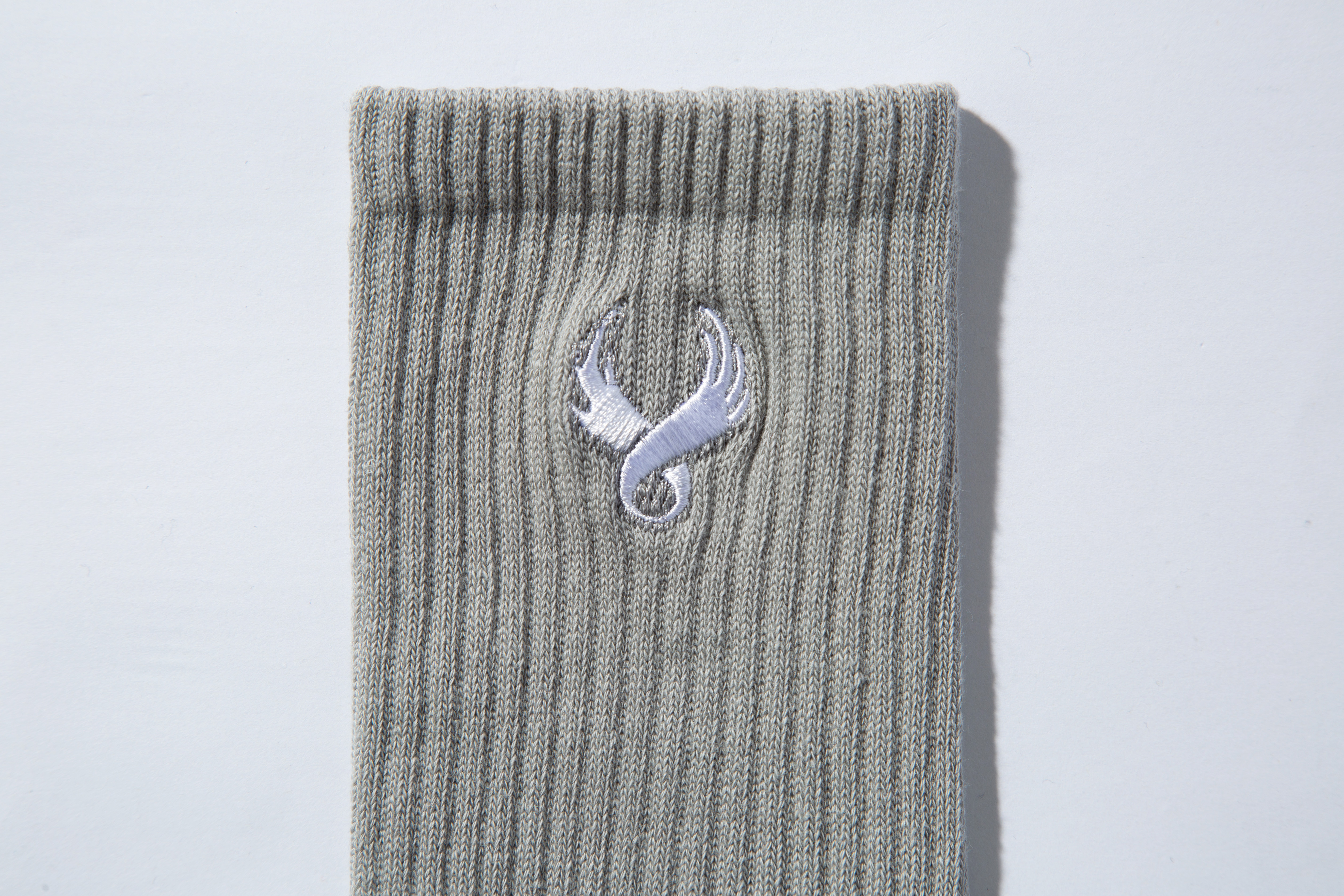 REMIX "WING LOGO Socks" (Beige)