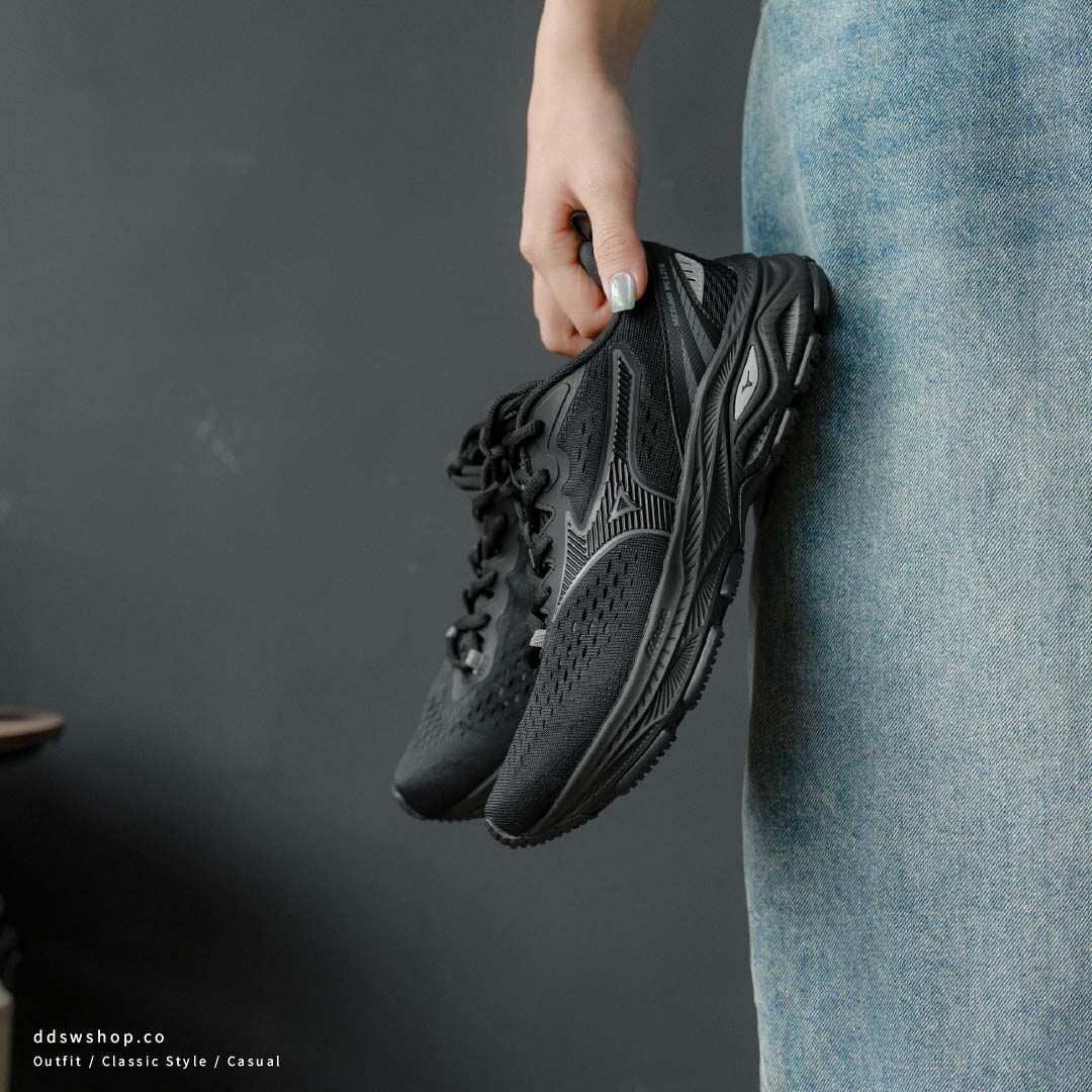 "代購" MIZUNO RC LITE 美津濃 透氣 輕彈 高效緩震 機能鞋 黑色 男女鞋 D1GH263001