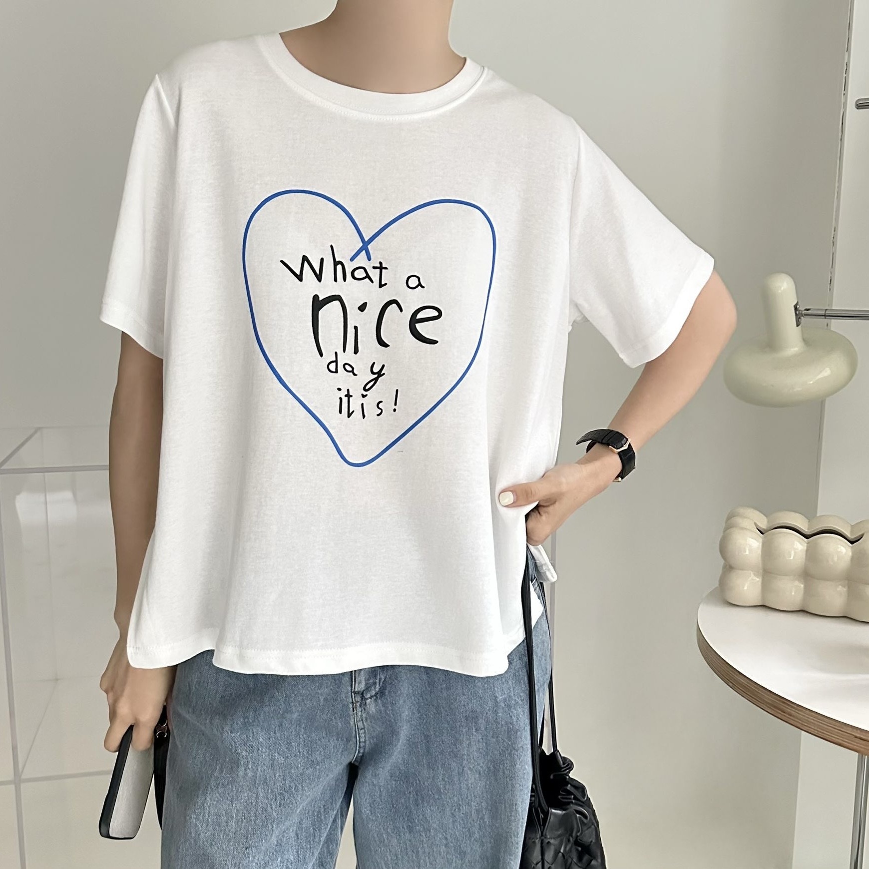 【BONNIE】心心英文字短袖TOP (R14-R16)