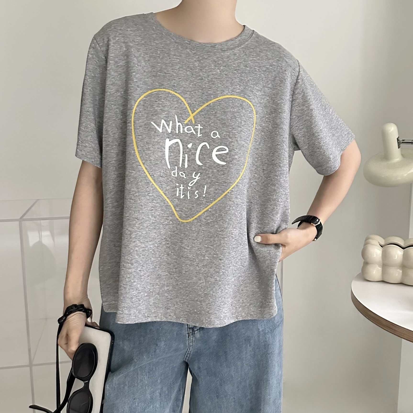 【BONNIE】心心英文字短袖TOP (R14-R16)