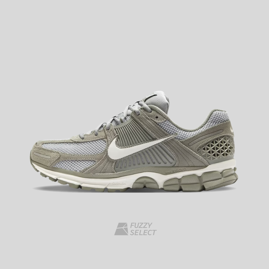 【逢甲 FUZZY】Nike Zoom Vomero 5 "Dark Stucco" 灰綠 HF1553-002