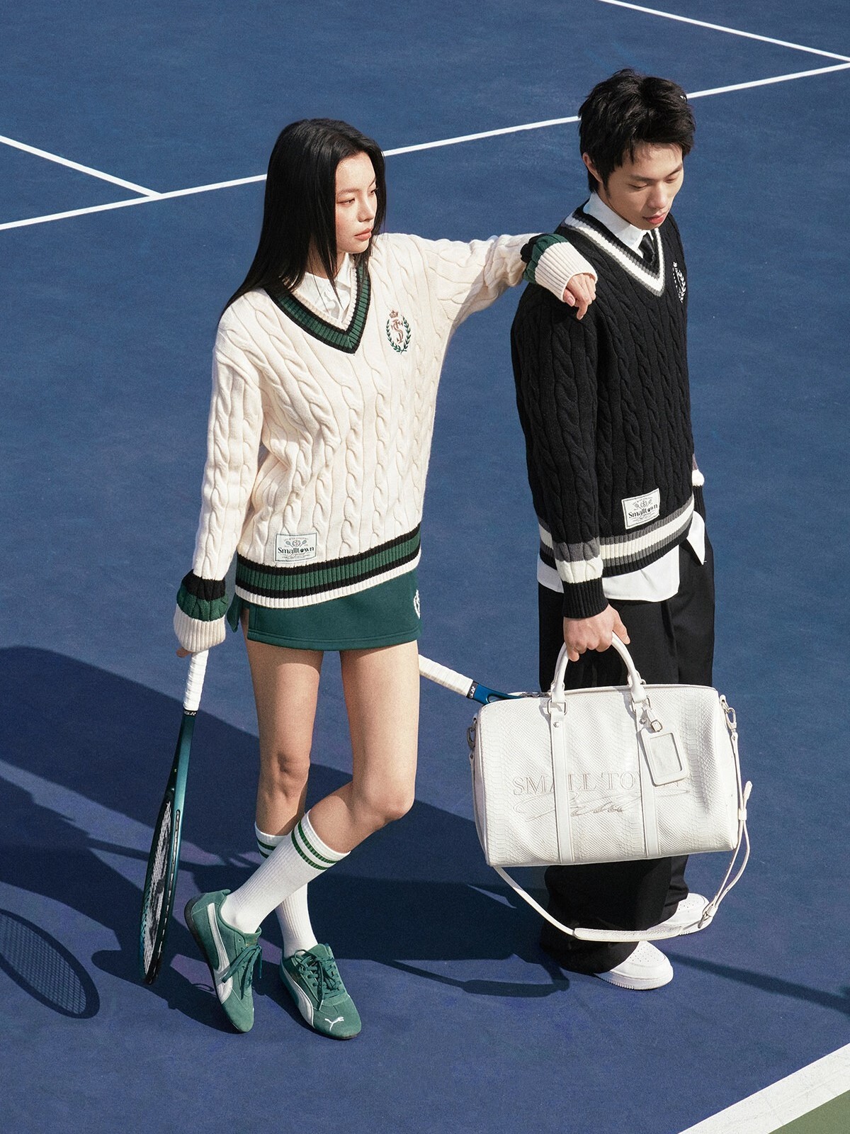 STK SmallTownKid 網球系列 學院風 撞色V領針織毛衣 針織衫