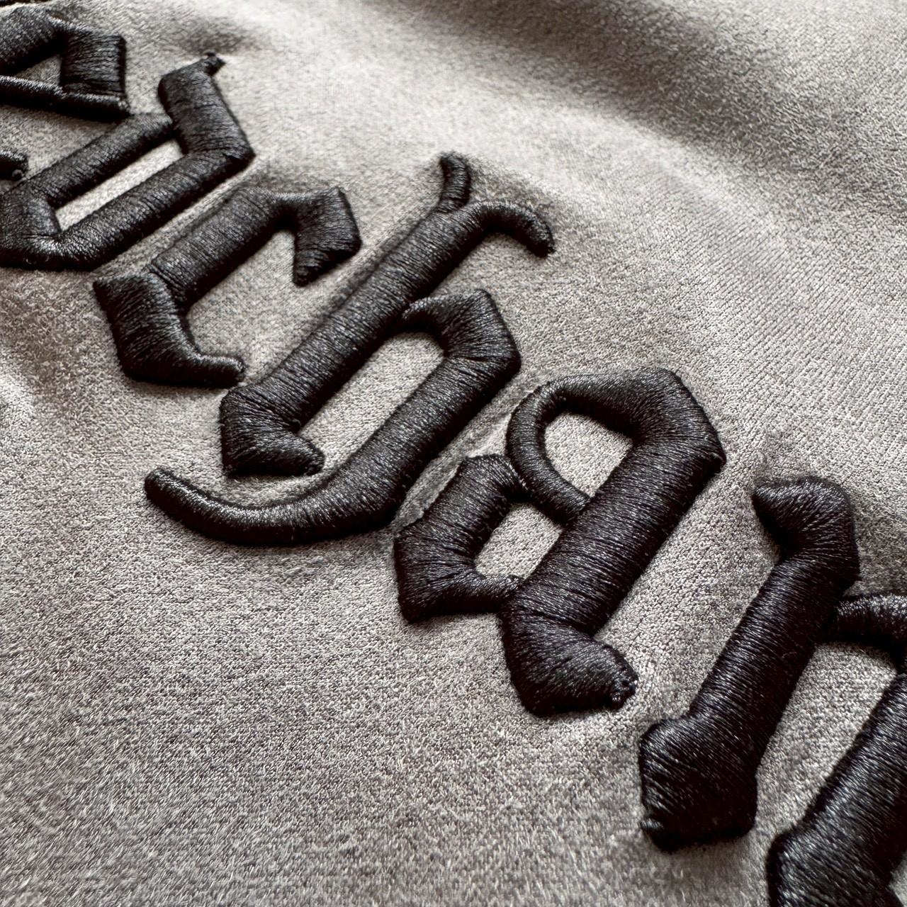 哥德字星芒刺繡麂皮短T 18945