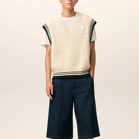 1FF0101-429 [AMI PARIS] Ribbed Wool Sleeveless Ami De Coeur Sweater White Cream (SS26) #UKS865.KN0161.136 (C-EU-E)