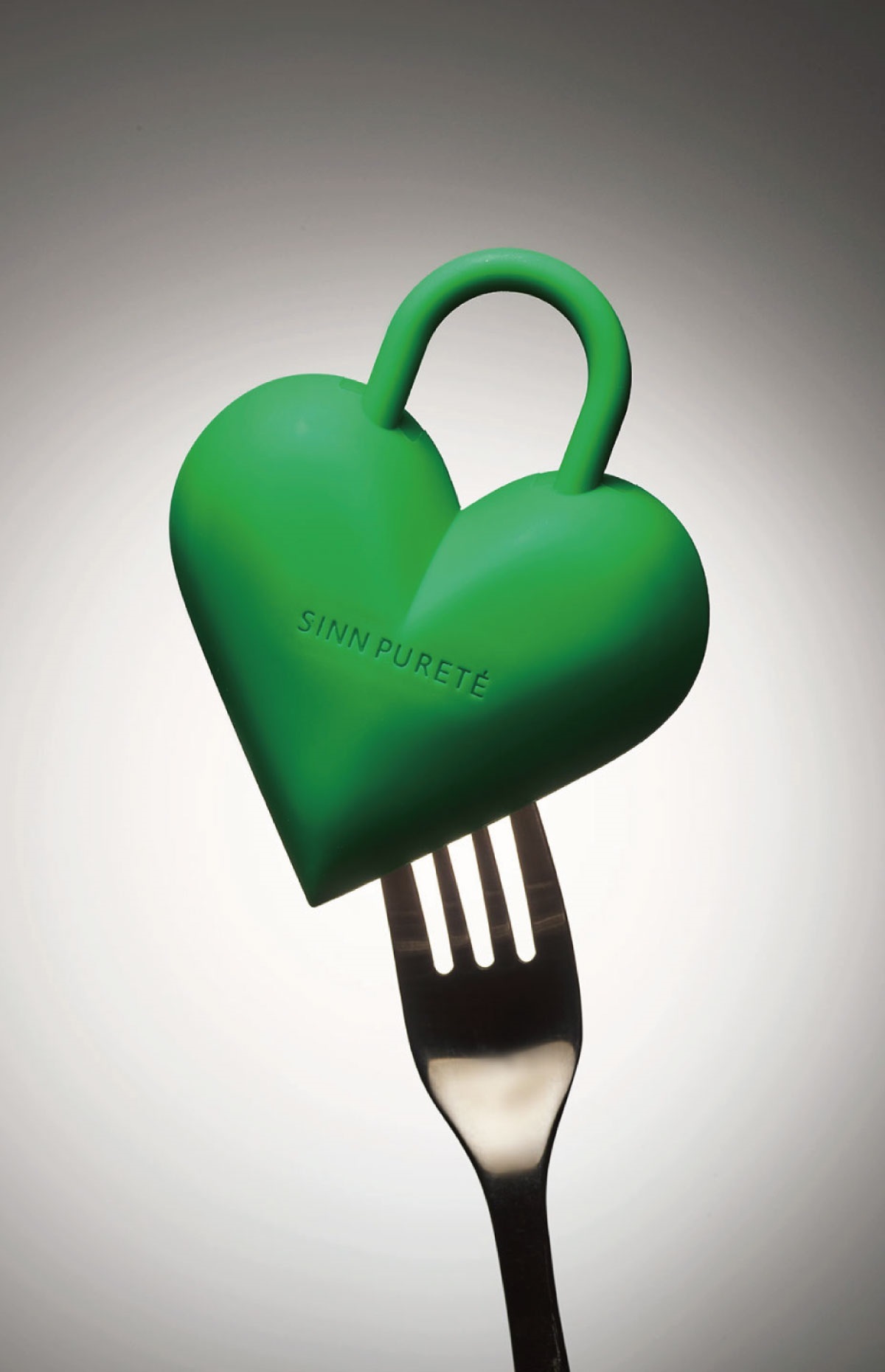 SINN PURETE 愛心鎖頭皮按摩刷｜BV綠