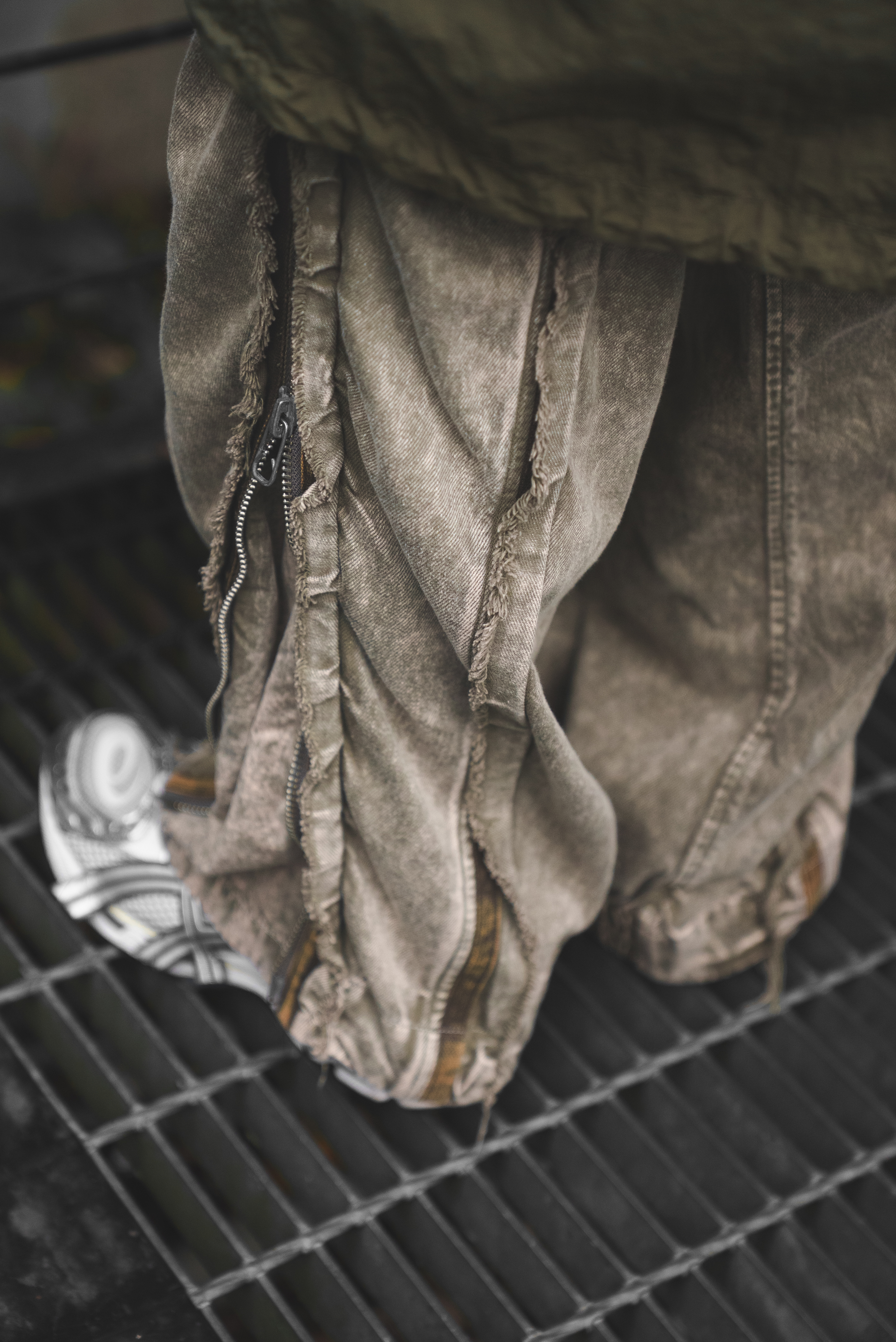 【Focus Store】現貨 Hamcus FW25 DUSZEN EX-6 / Wayfarer‘s Heavy-Wash Tassel-Striped Jeans 重度水洗流蘇條紋牛仔褲 TM00725-1(QS)