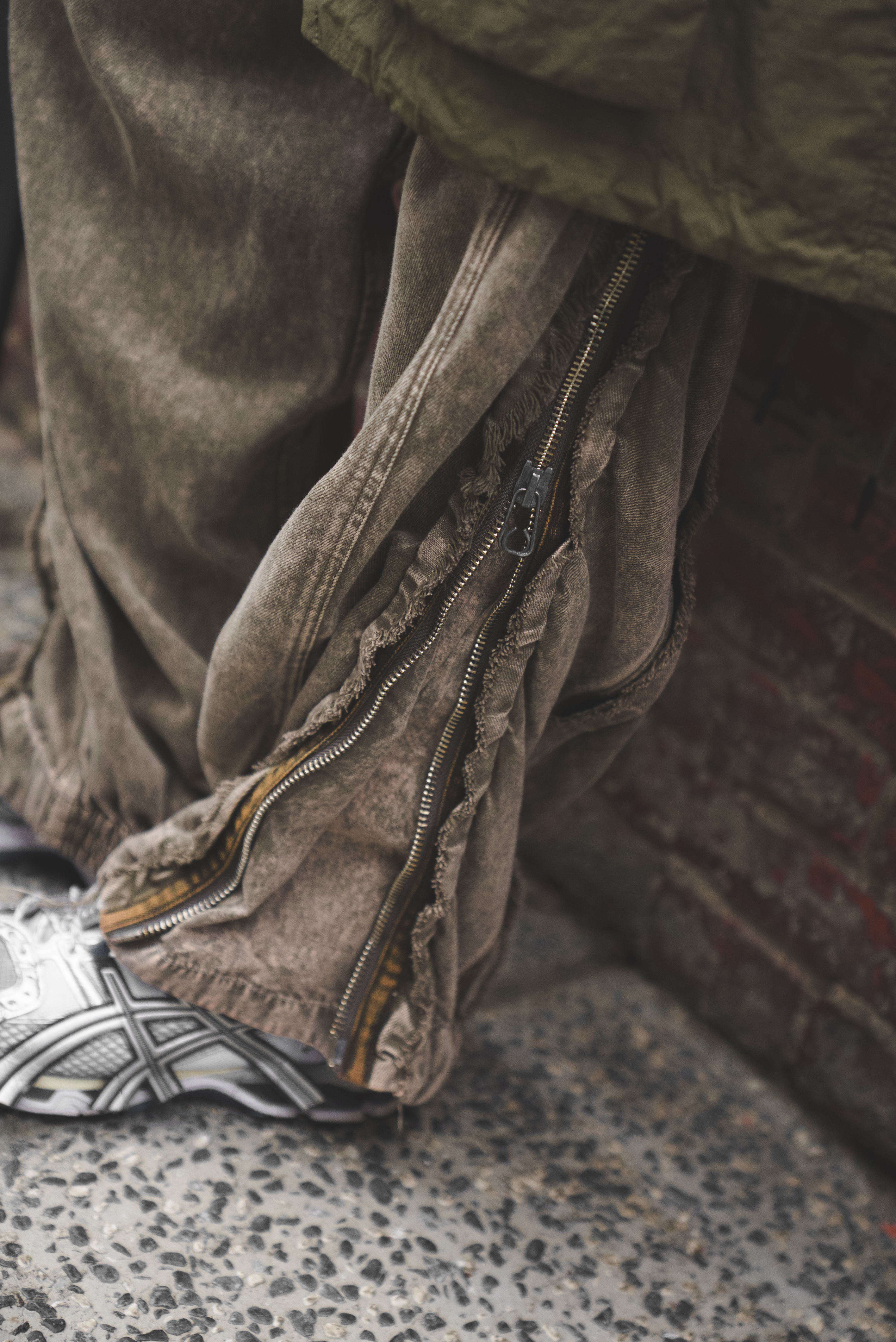 【Focus Store】現貨 Hamcus FW25 DUSZEN EX-6 / Wayfarer‘s Heavy-Wash Tassel-Striped Jeans 重度水洗流蘇條紋牛仔褲 TM00725-1(QS)