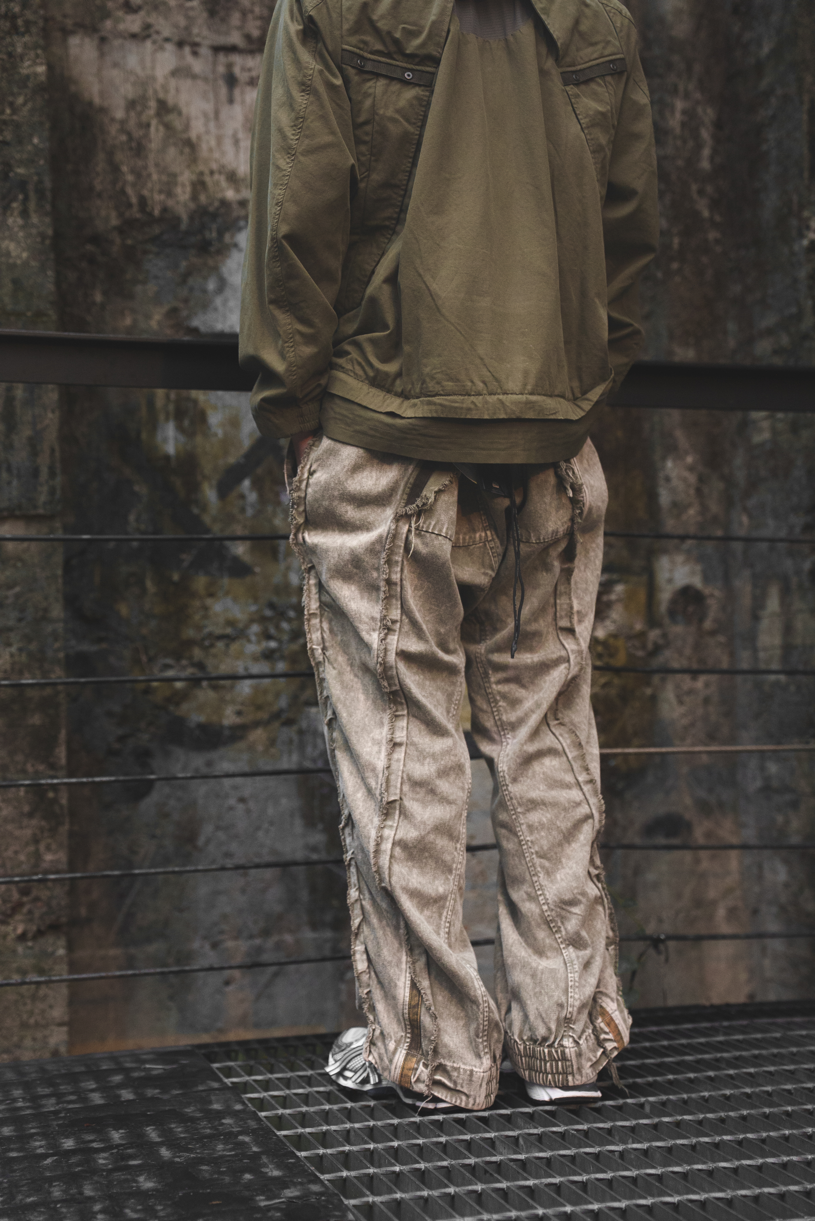 【Focus Store】現貨 Hamcus FW25 DUSZEN EX-6 / Wayfarer‘s Heavy-Wash Tassel-Striped Jeans 重度水洗流蘇條紋牛仔褲 TM00725-1(QS)