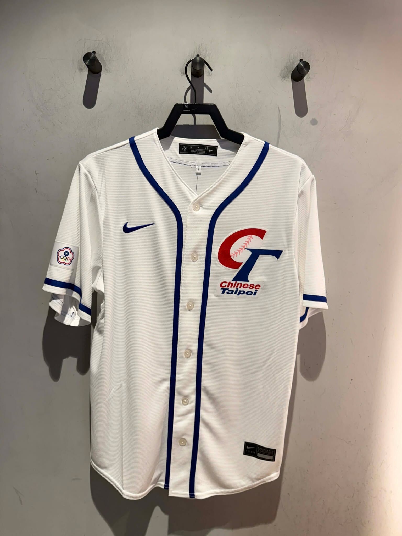 NIKE CHINESE TAIPEI 男 經典球衣 白 RE26-0GZ1-WBF-UFA WBC